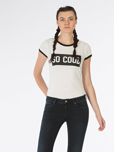 COLINS белый женский футболки короткий рукав COLINS белый женский футболки короткий рукав<br>Пол: женский; Цвет: белый; Размер INT: XS;