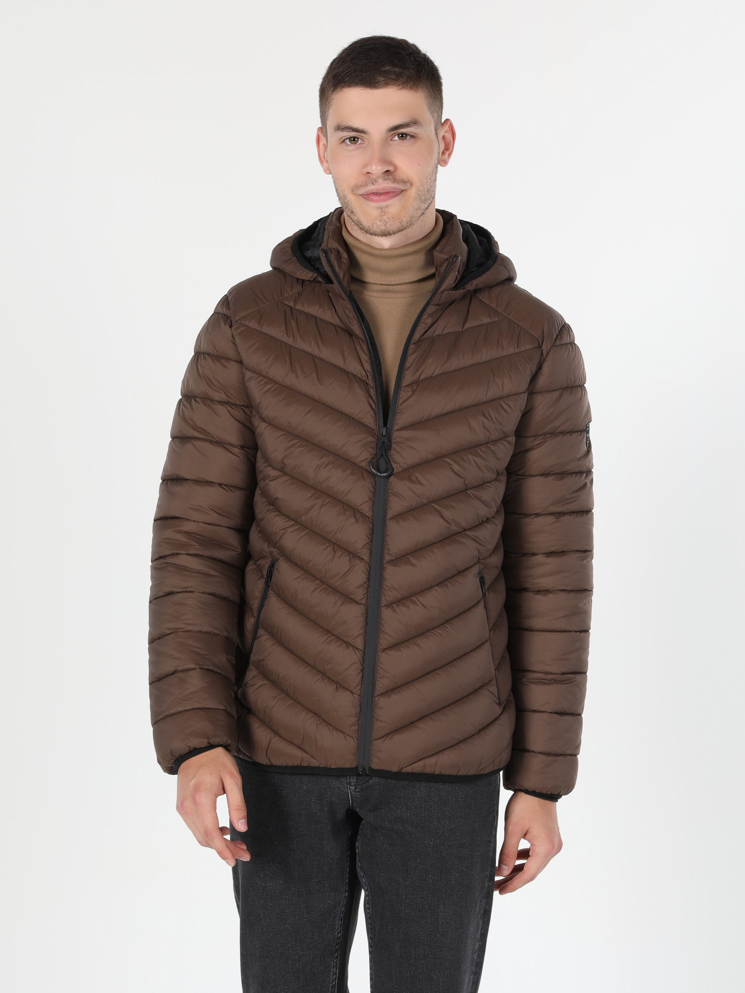 Показать информацию о Slim fit мужское коричневое пальто