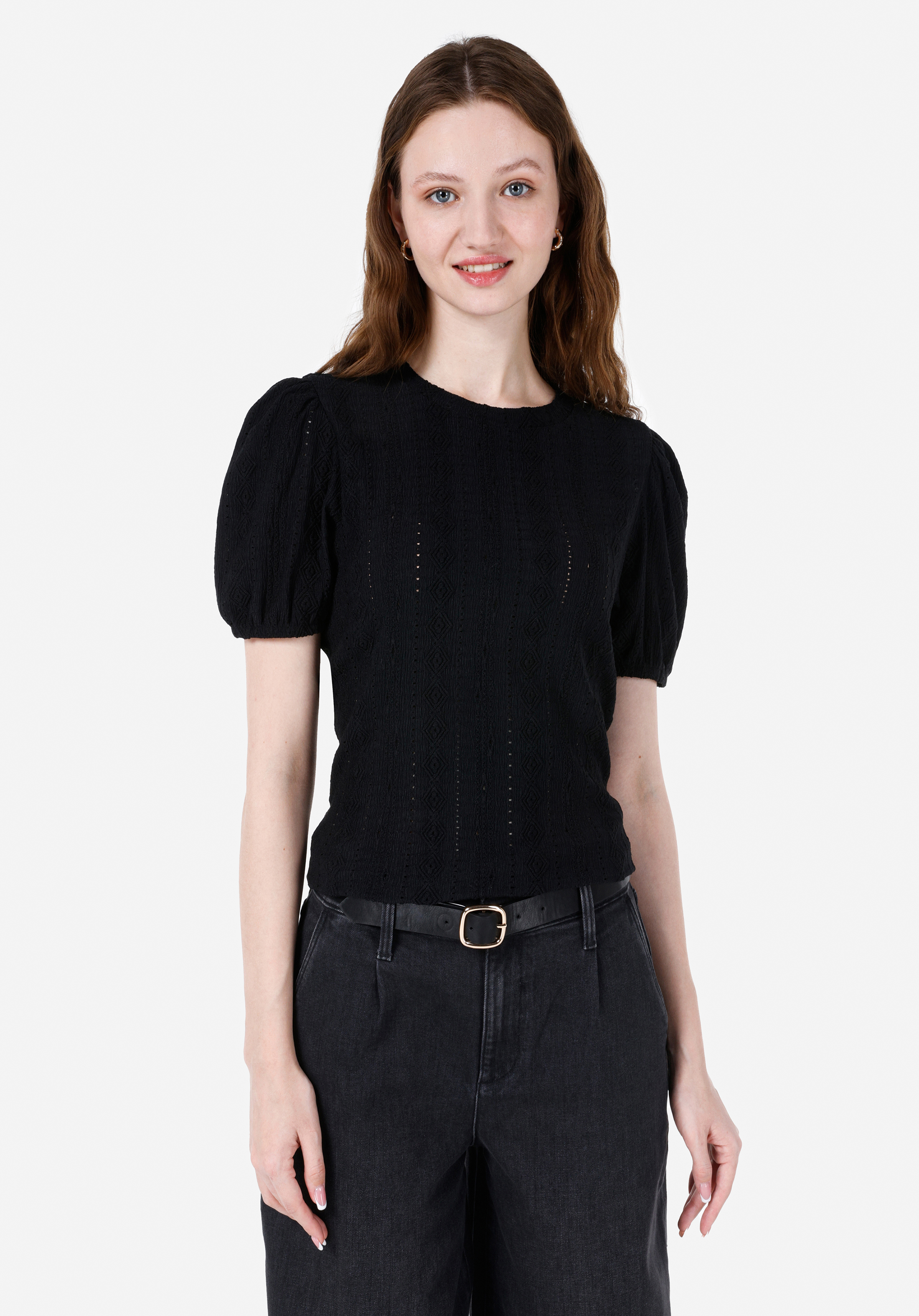 Показать информацию о Slim fit женская черная футболка с круглым вырезом и коротким рукавом