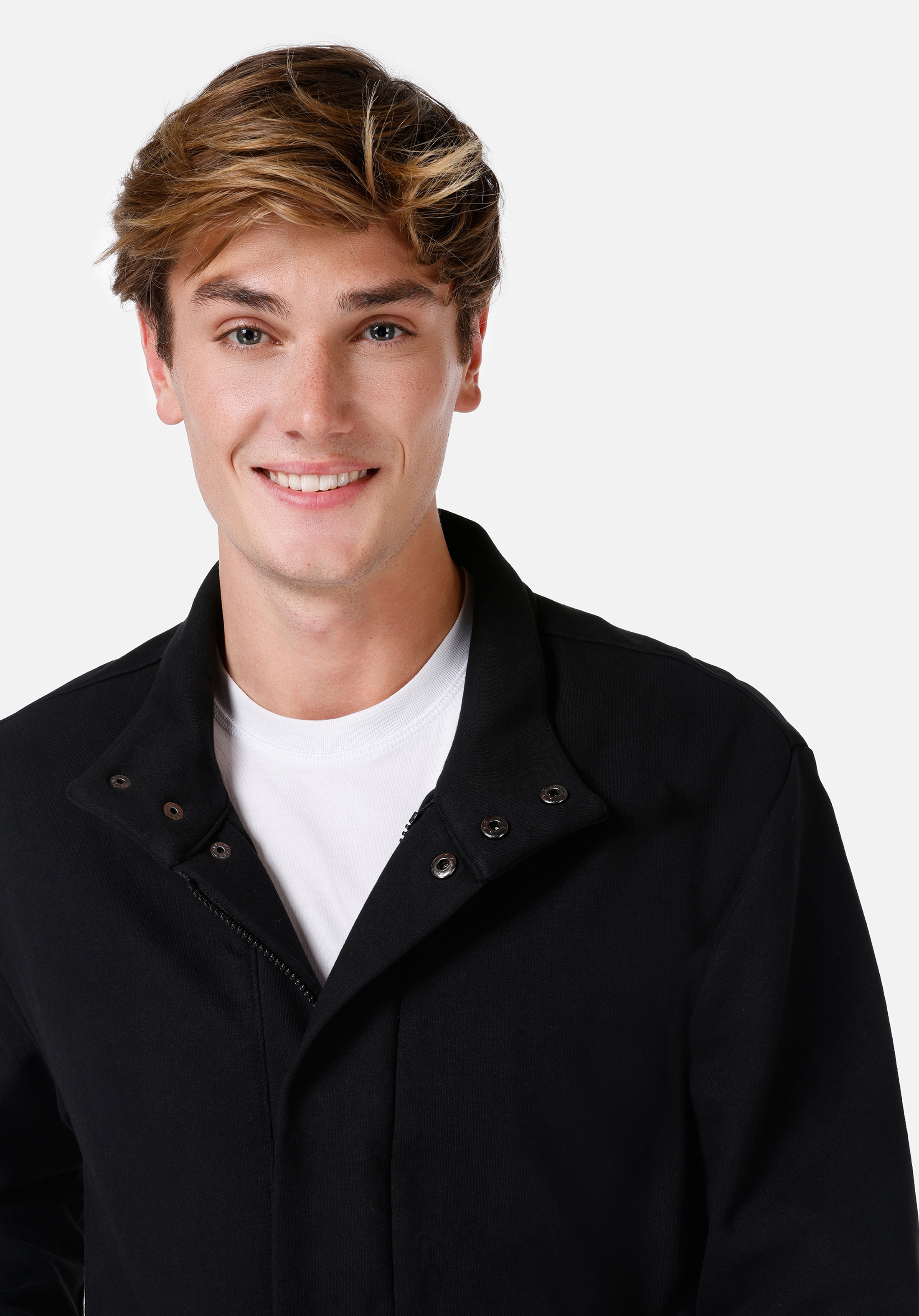 Показать информацию о Slim fit мужское черное пальто