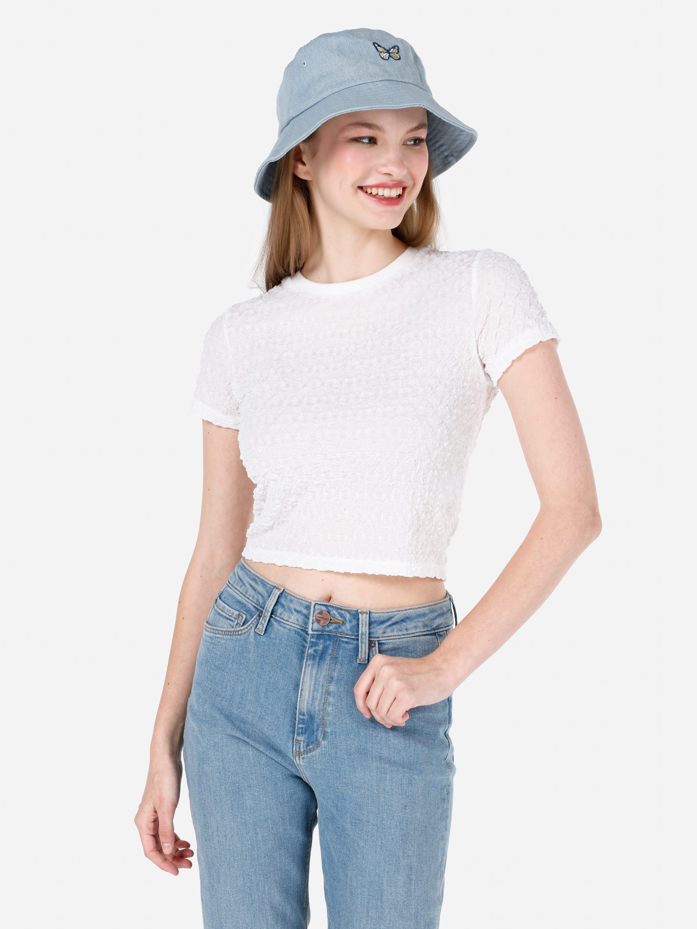 Показать информацию о Slim fit женская белая футболка с коротким рукавом и круглым вырезом