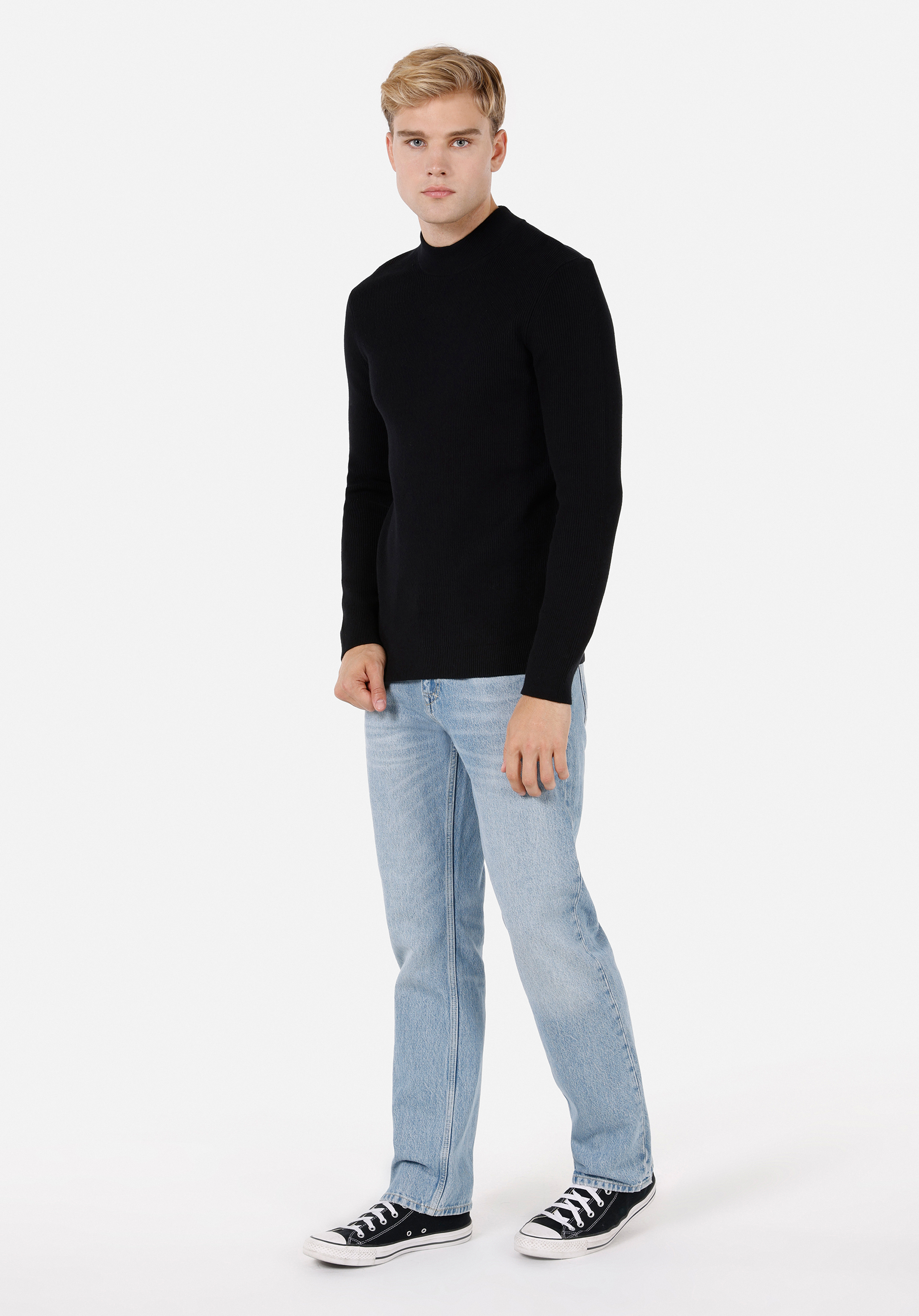 Показать информацию о Мужская Свитеры