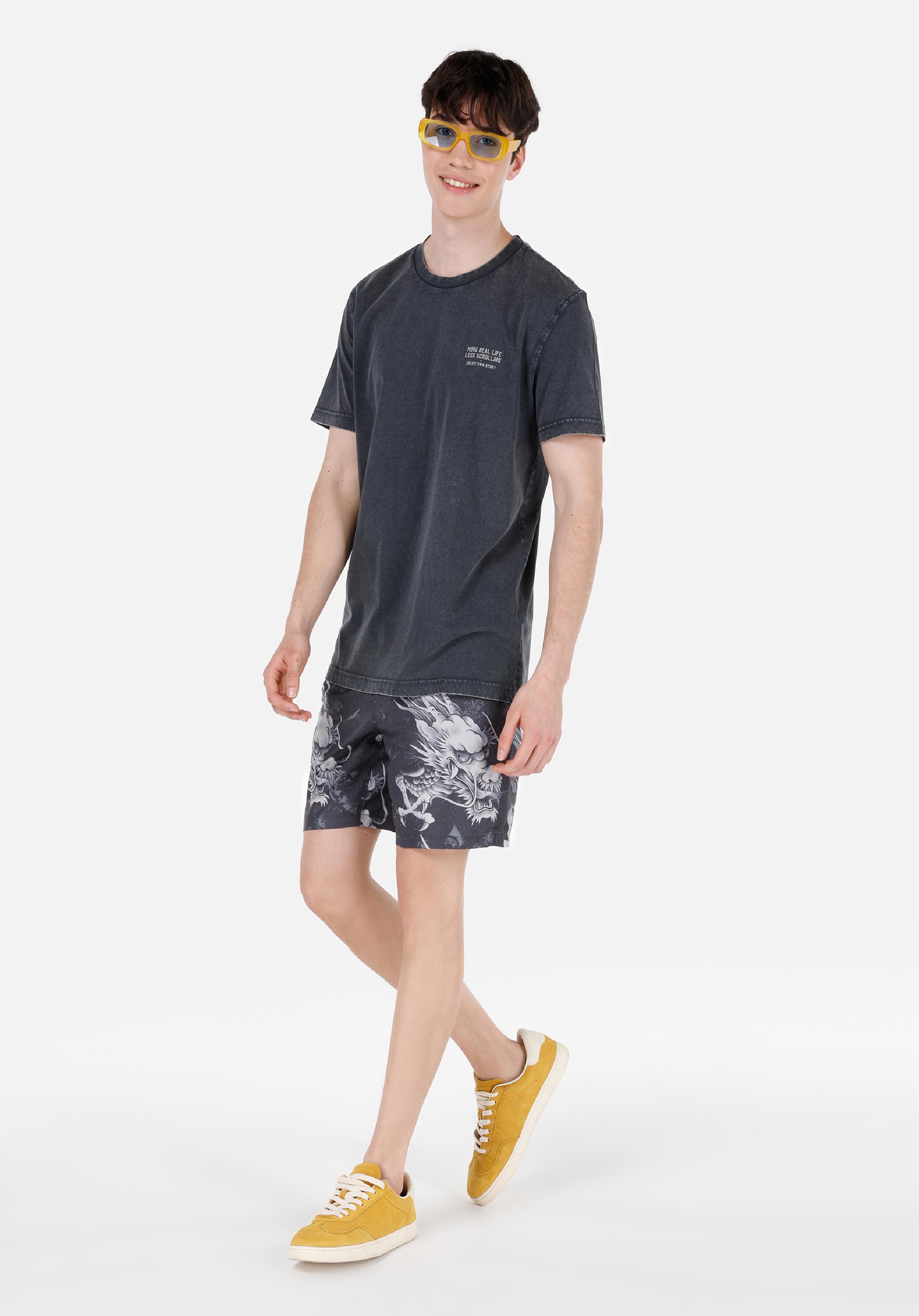 Показать информацию о Мужские плавательные шорты черные slim fit
