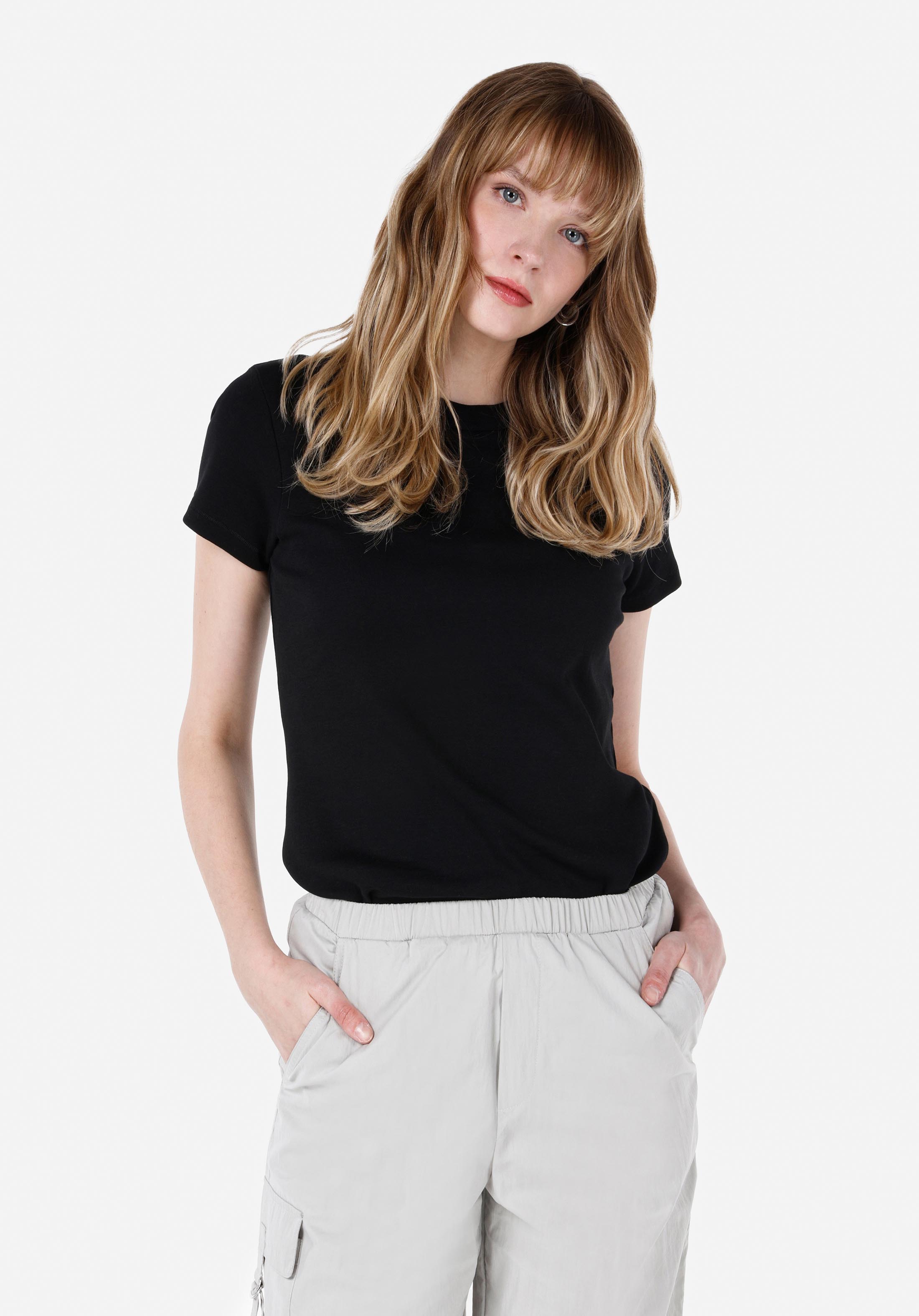 Показать информацию о Slim fit круглый вырез прямая женская черная футболка с коротким рукавом
