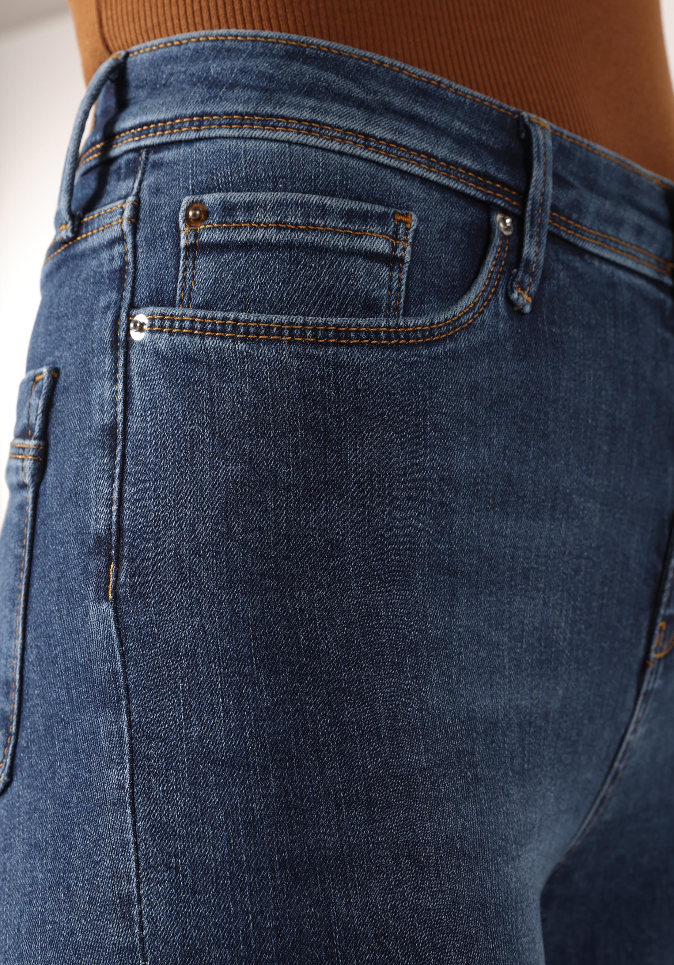 Показать информацию о Женские джинсы деним slim fit прямые средняя посадка