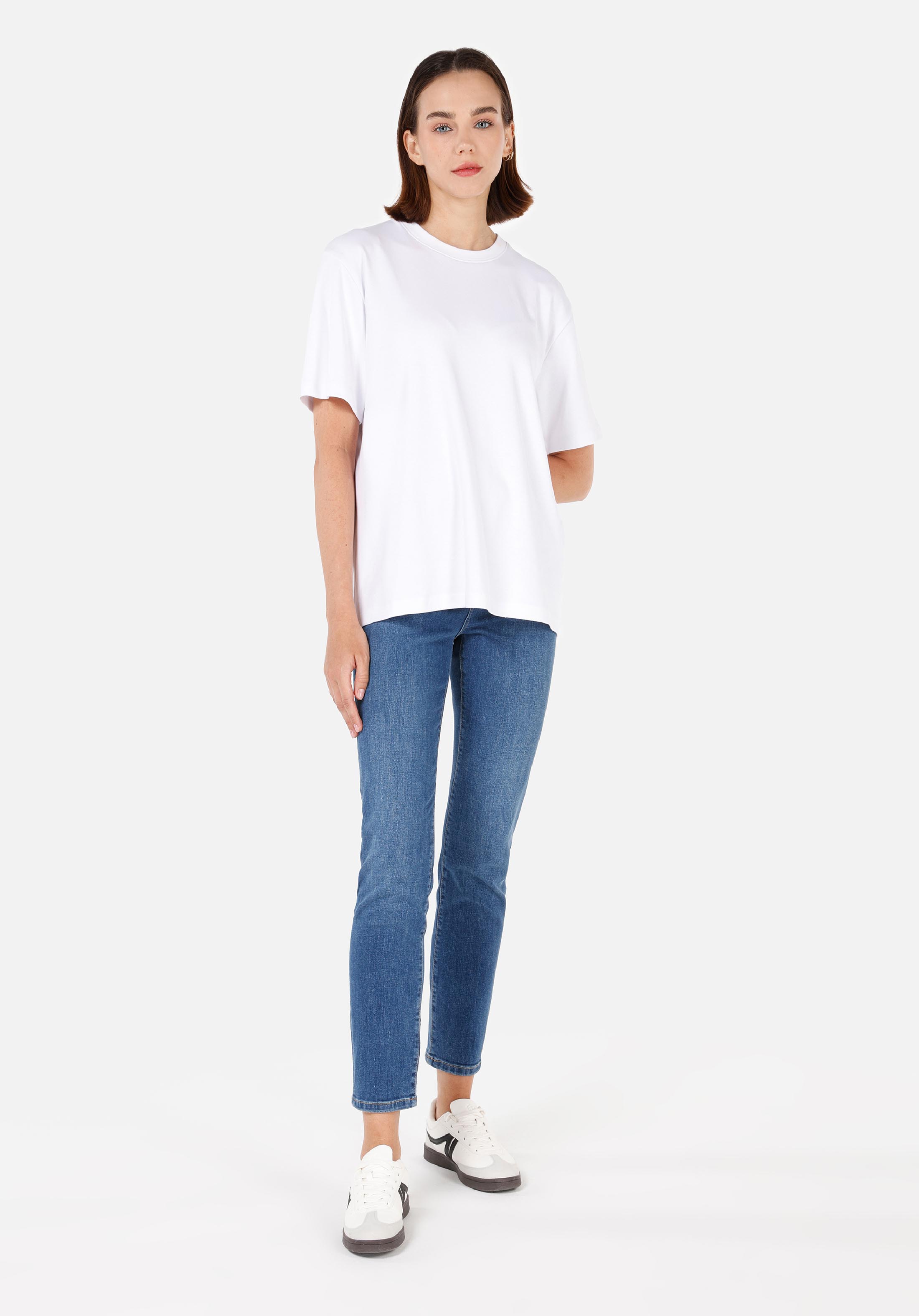 Показать информацию о Женские джинсы индиго slim fit прямые средняя посадка