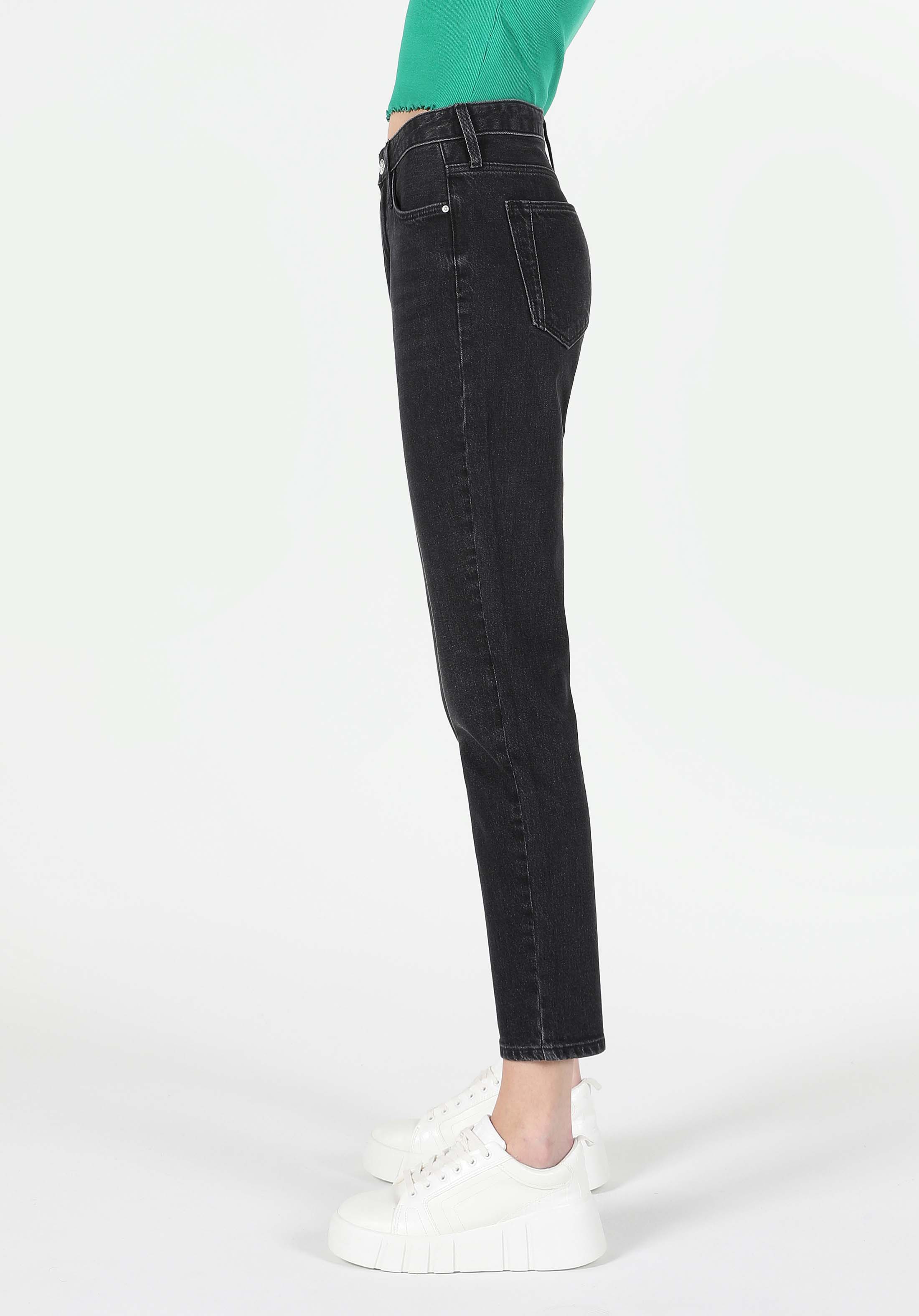 Показать информацию о Slim fit средняя талия женские черные джинсы зауженный штанин