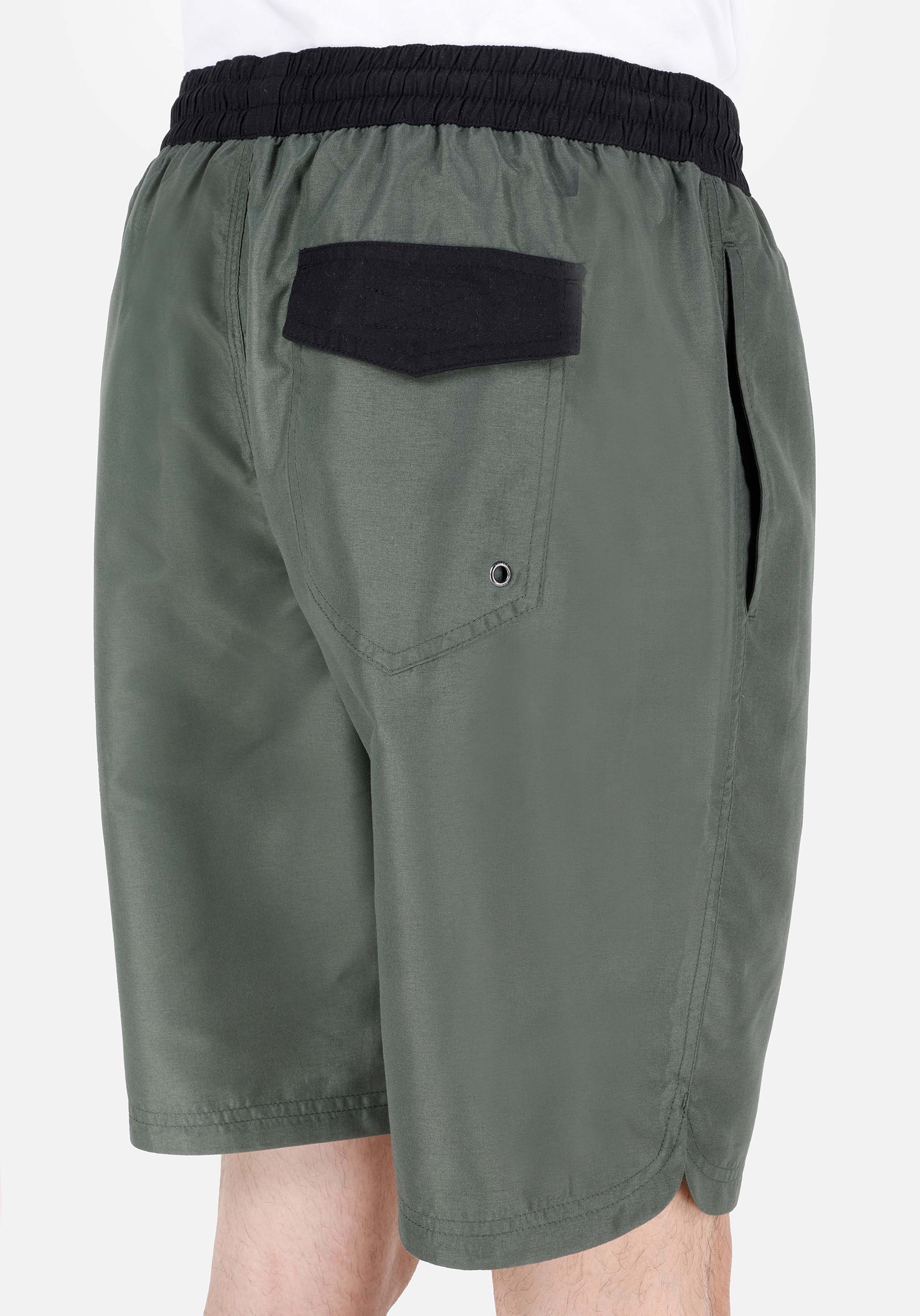Показать информацию о Slim fit мужские зеленые плавательные шорты