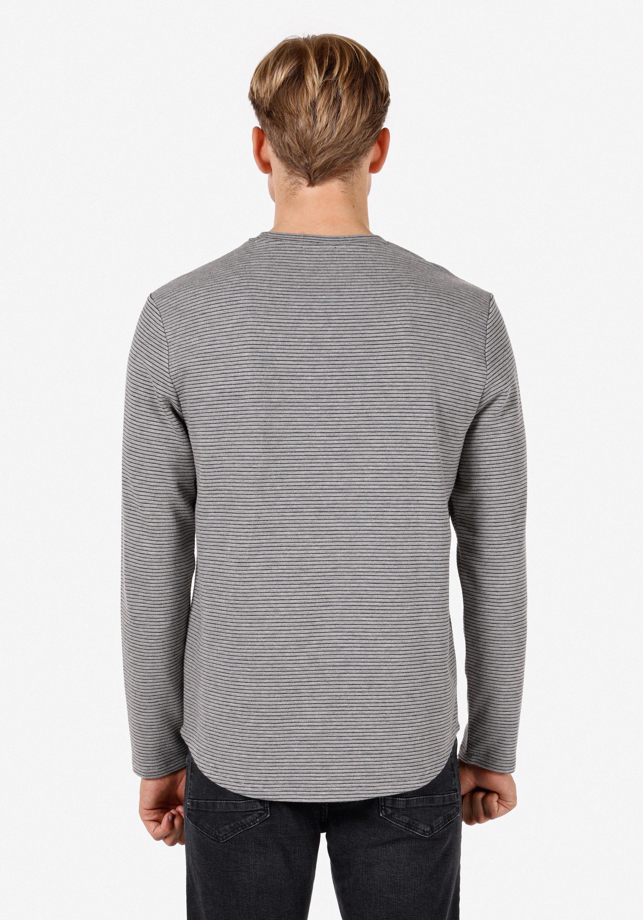 Показать информацию о Мужская Футболки Длинный Рукав