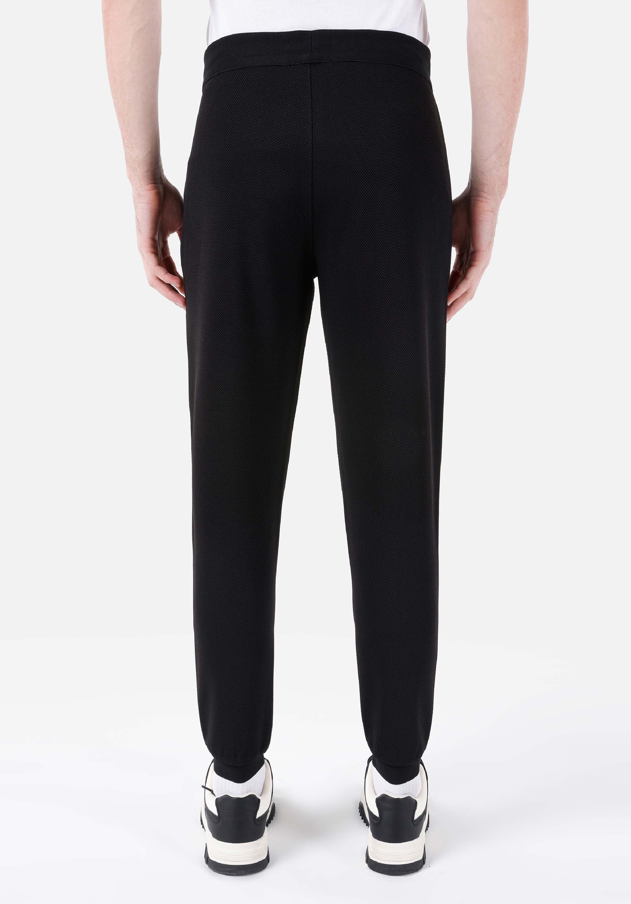 Показать информацию о Мужские черные спортивные штаны slim fit средняя посадка