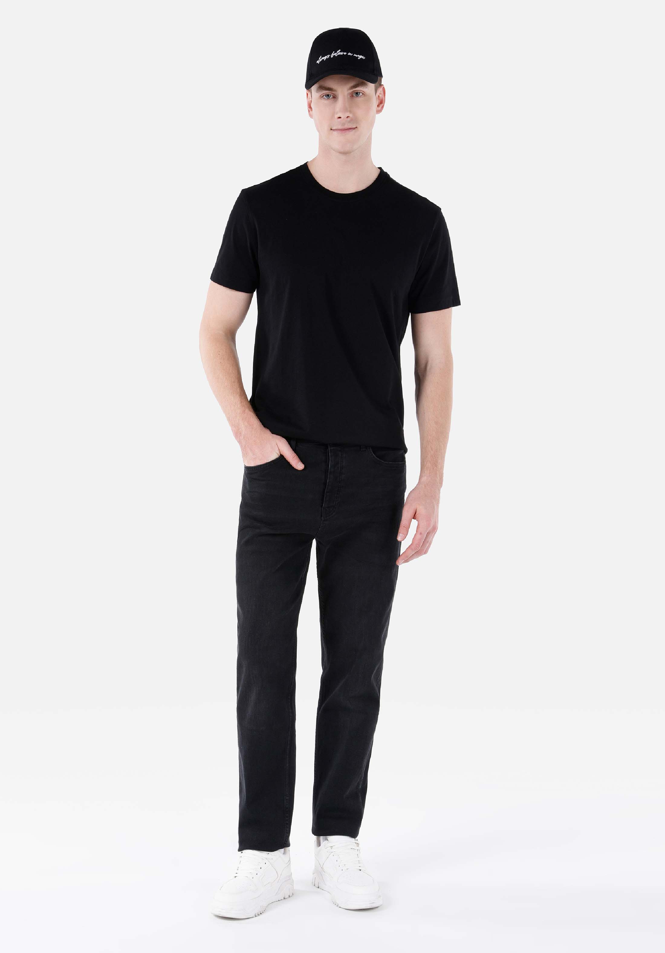 Показать информацию о Мужские черные джинсы loose straight fit, средняя посадка, прямой крой