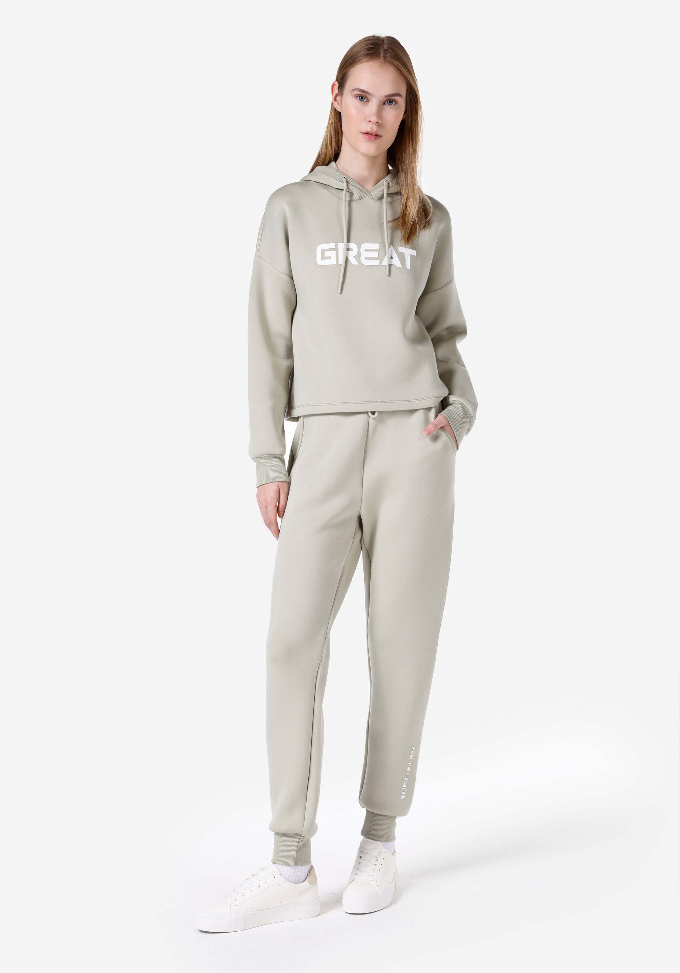 Показать информацию о Мужские зеленые спортивные штаны slim fit средняя посадка