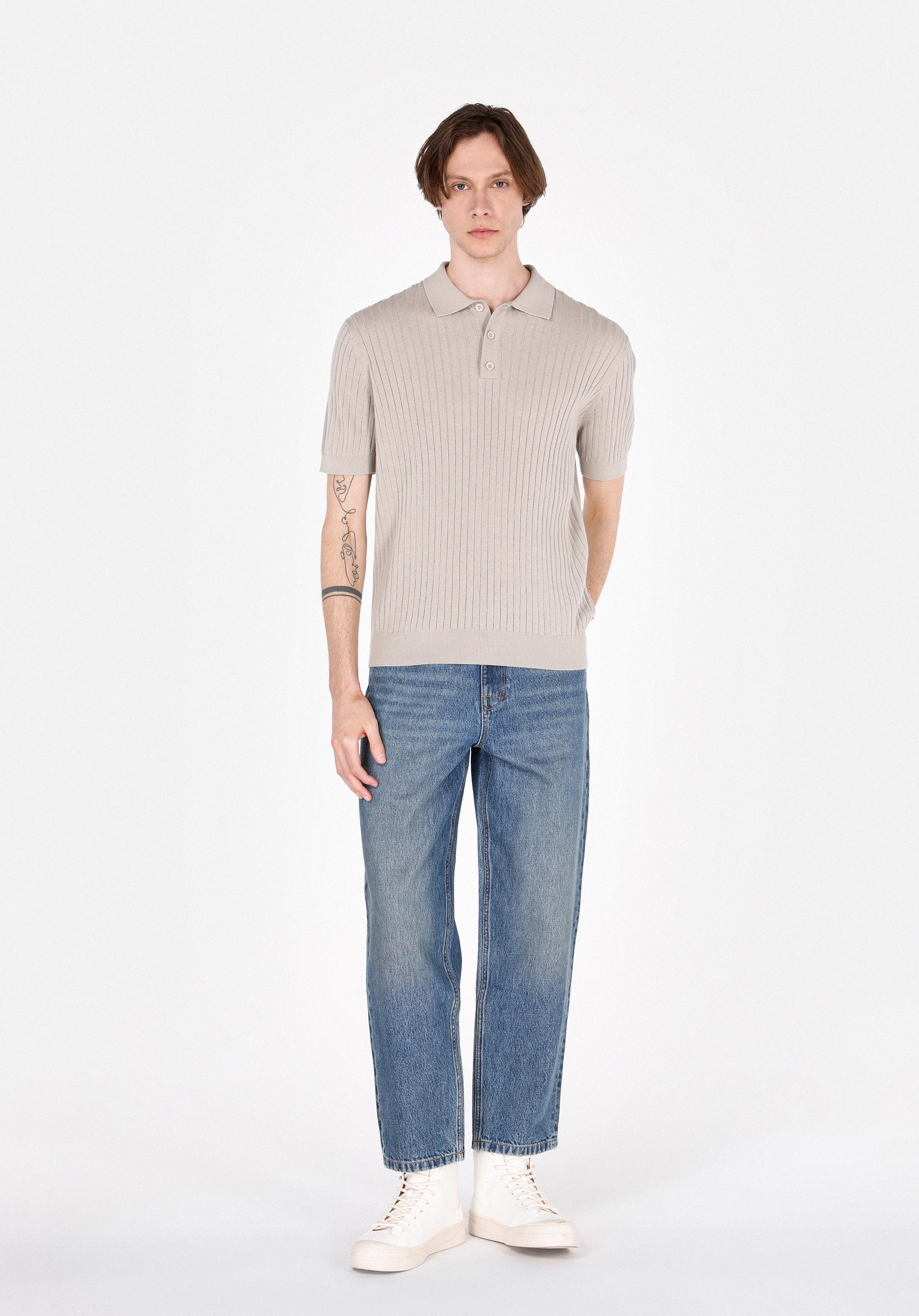 Показать информацию о Мужская Свитер С Коротким Рукавом