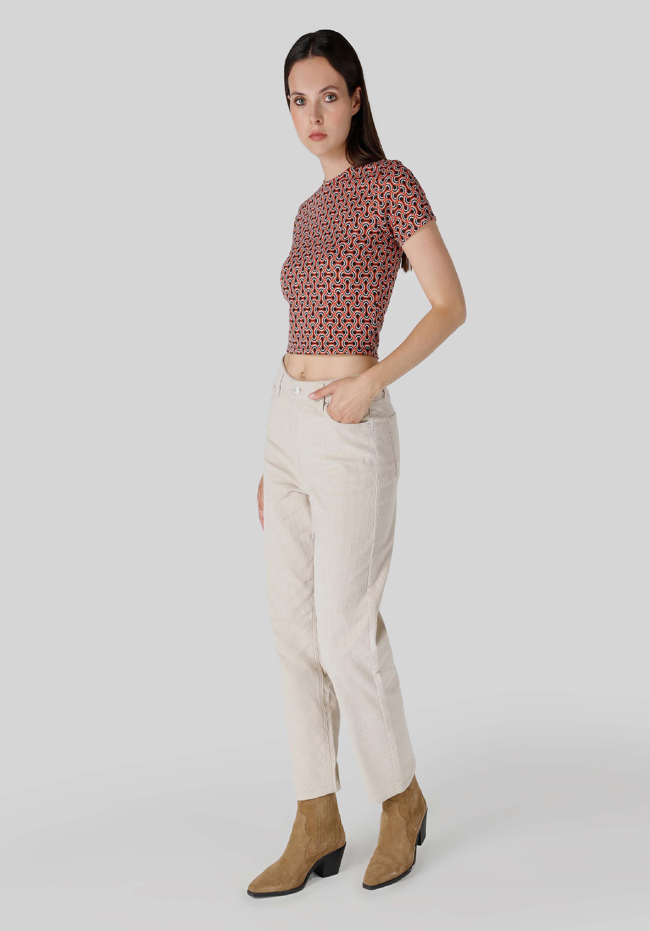 Показать информацию о Slim fit женская многоцветная футболка с коротким рукавом и круглым вырезом