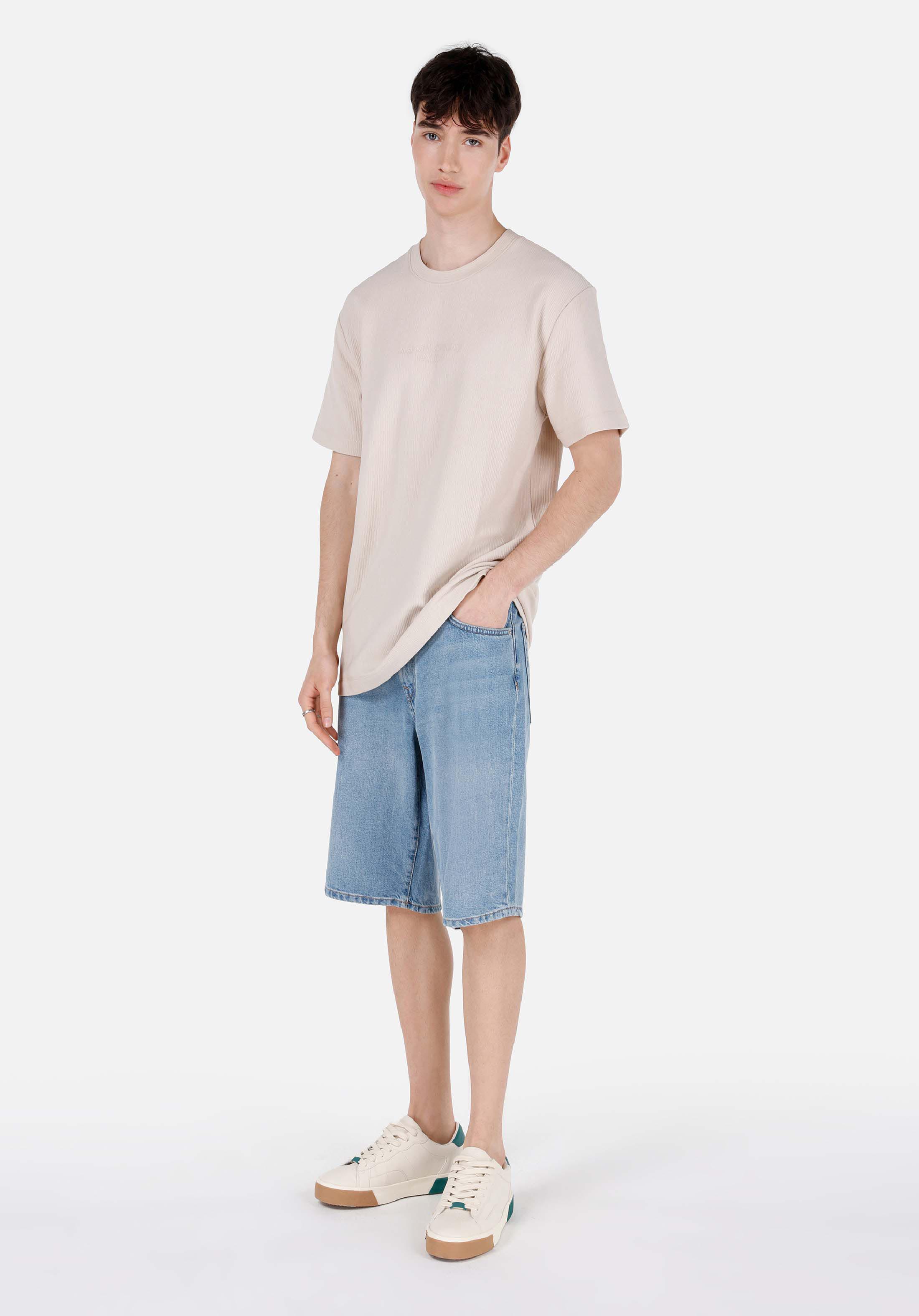 Показать информацию о Comfort fit круглый вырез прямая мужская бежевая футболка с коротким рукавом