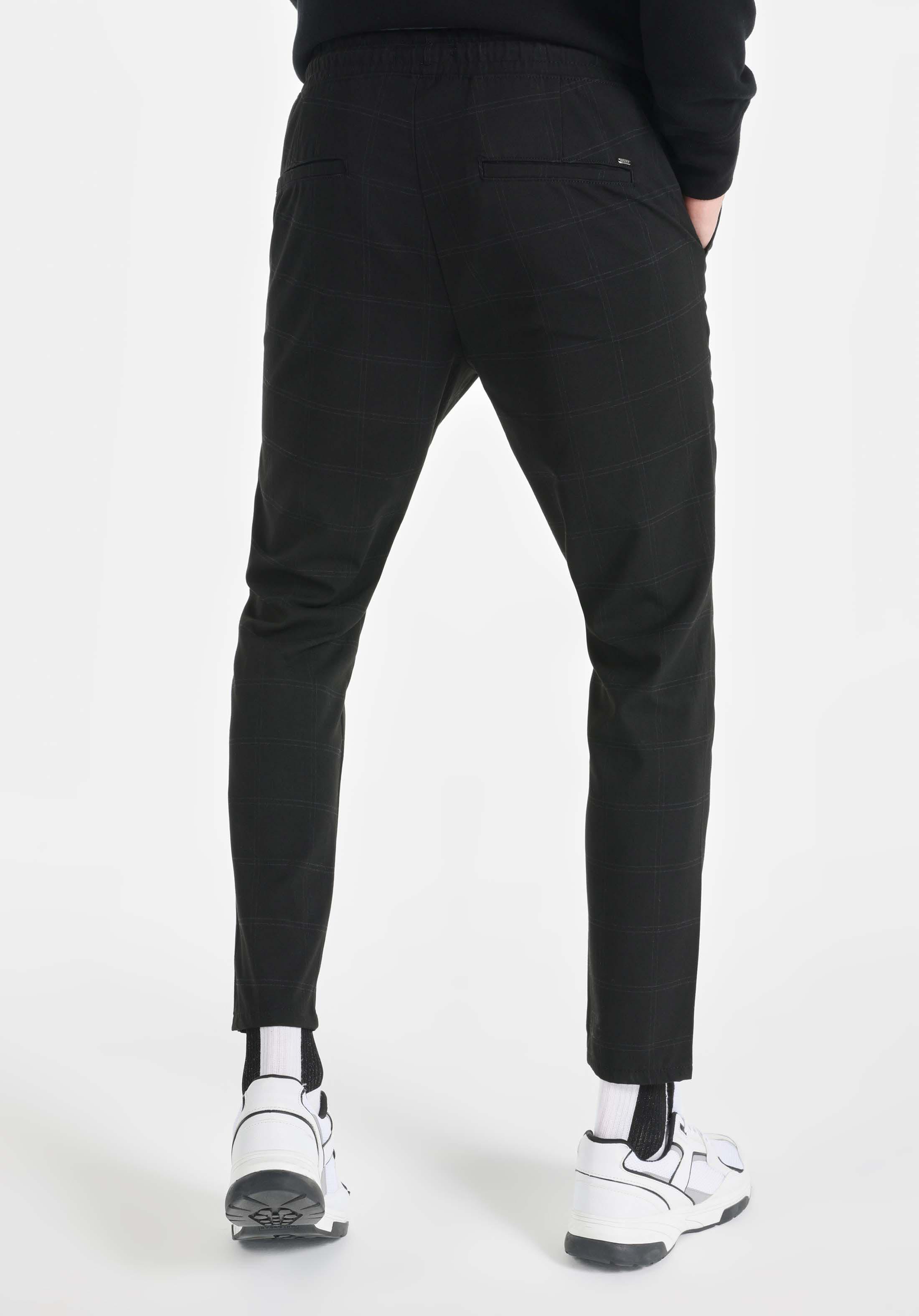 Показать информацию о Мужские черные брюки slim fit средняя посадка