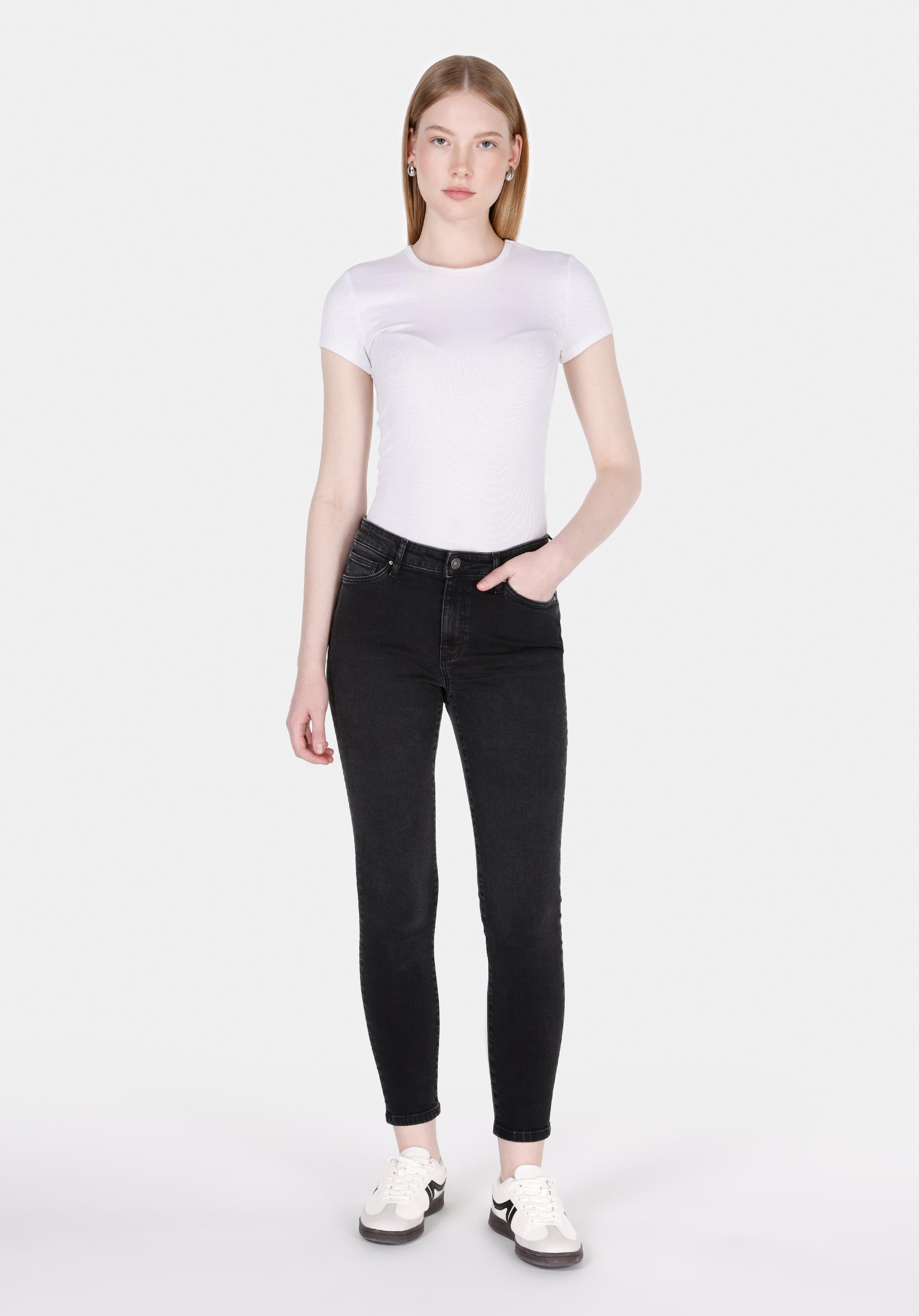 Показать информацию о Женские черные джинсы skinny fit средняя посадка