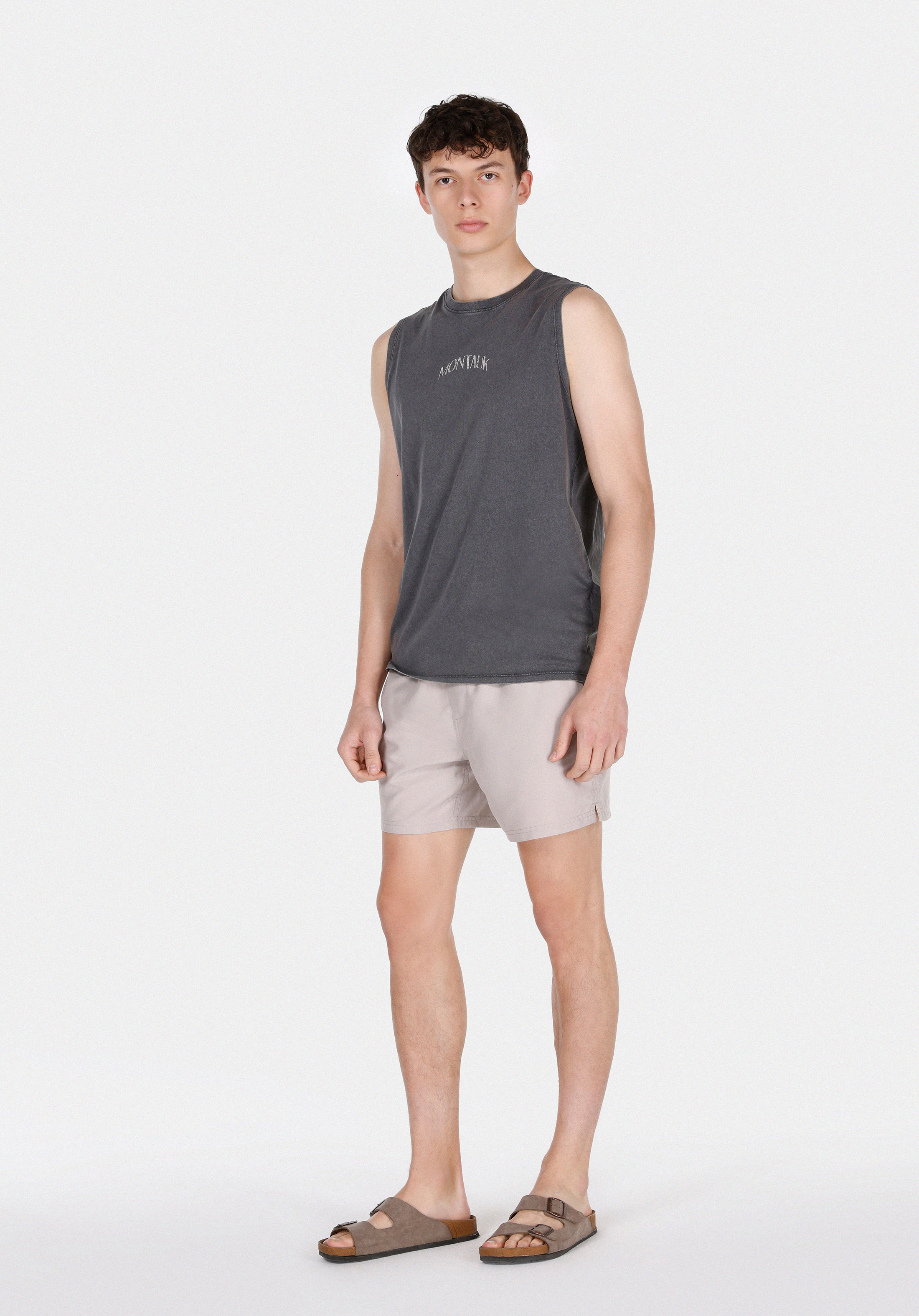 Показать информацию о Slim fit прямые мужские бежевые плавательные шорты