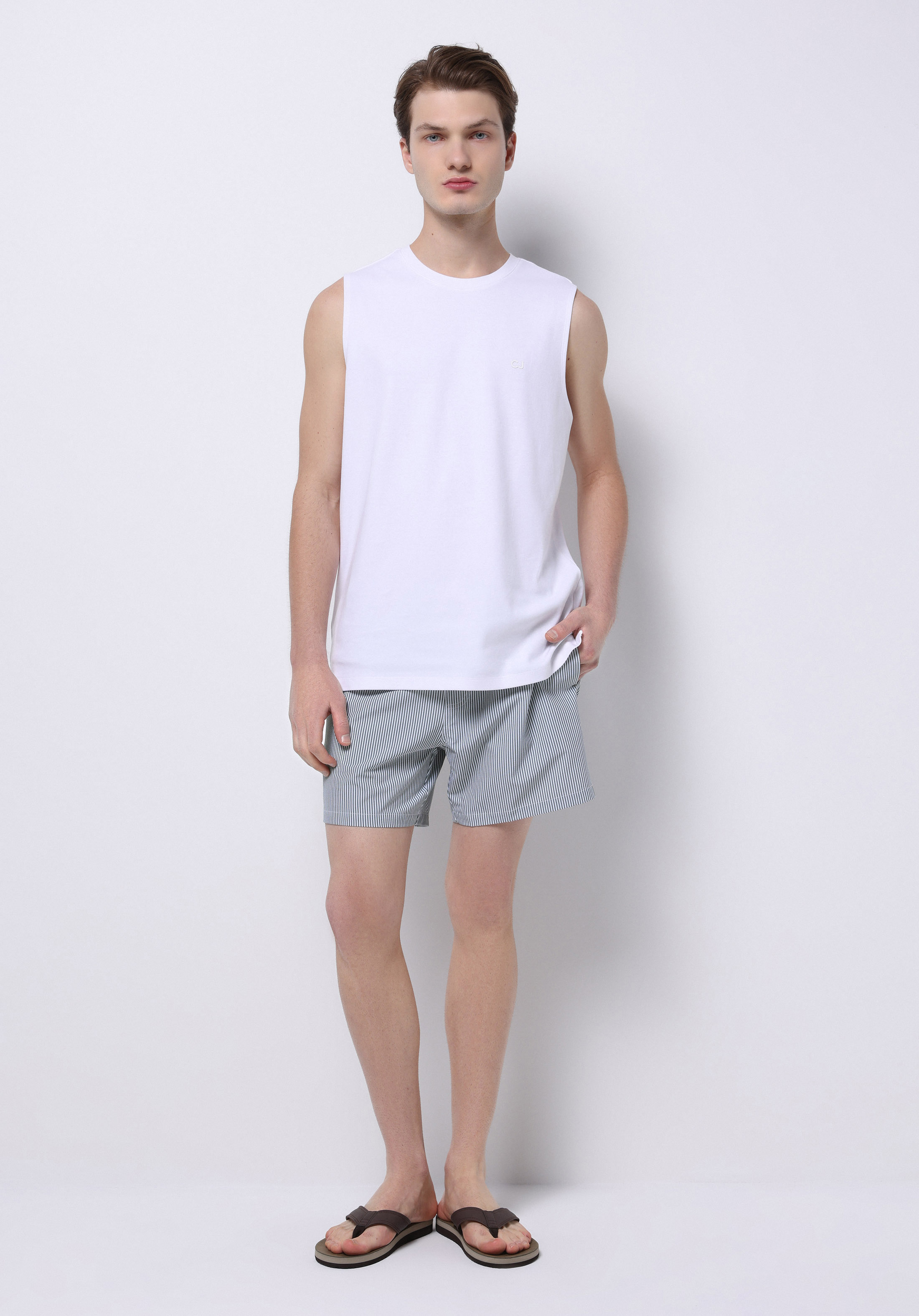 Показать информацию о Slim fit полосатые мужские зеленые плавательные шорты