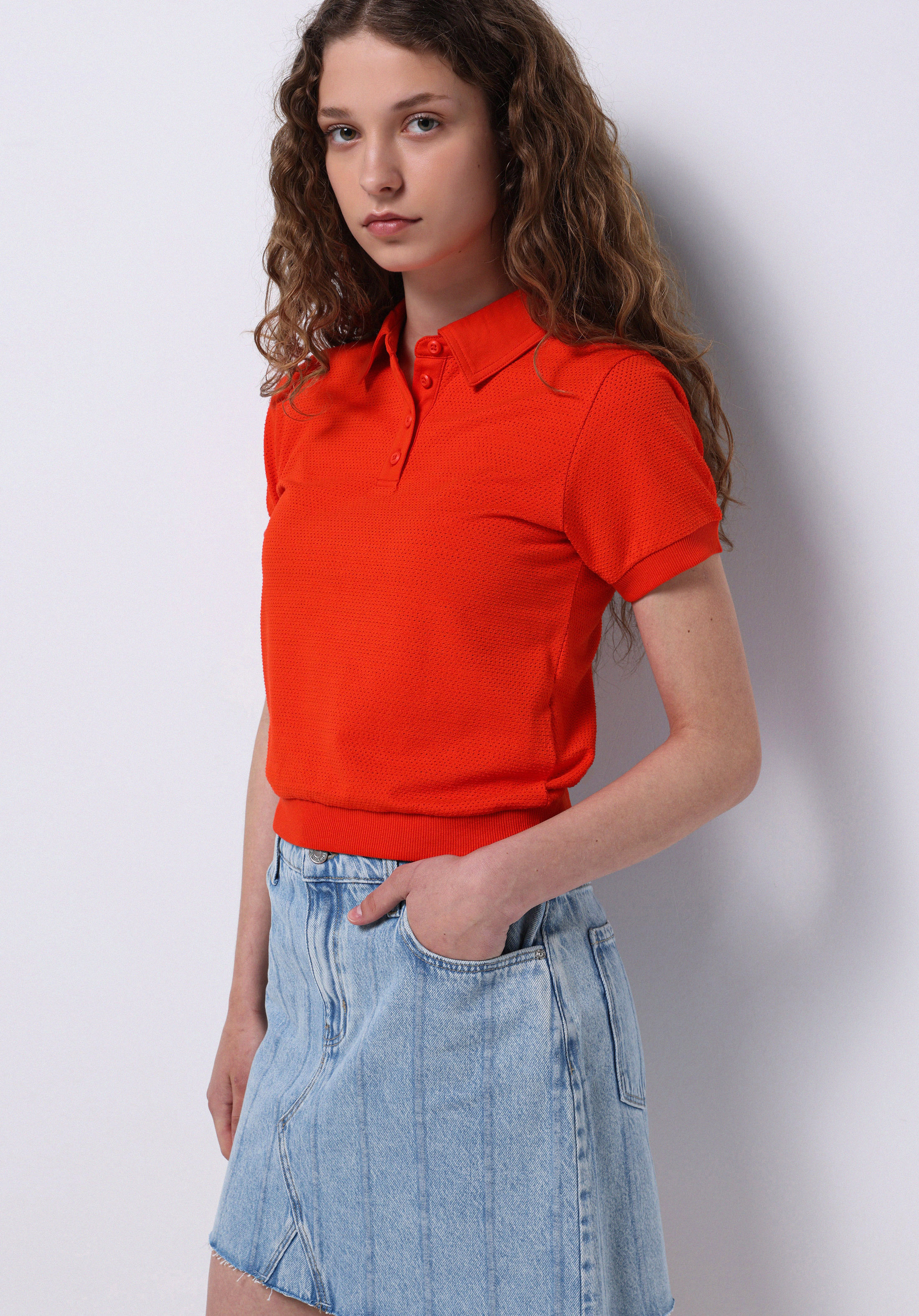 Показать информацию о Slim fit polo neck прямая женская красная футболка с коротким рукавом