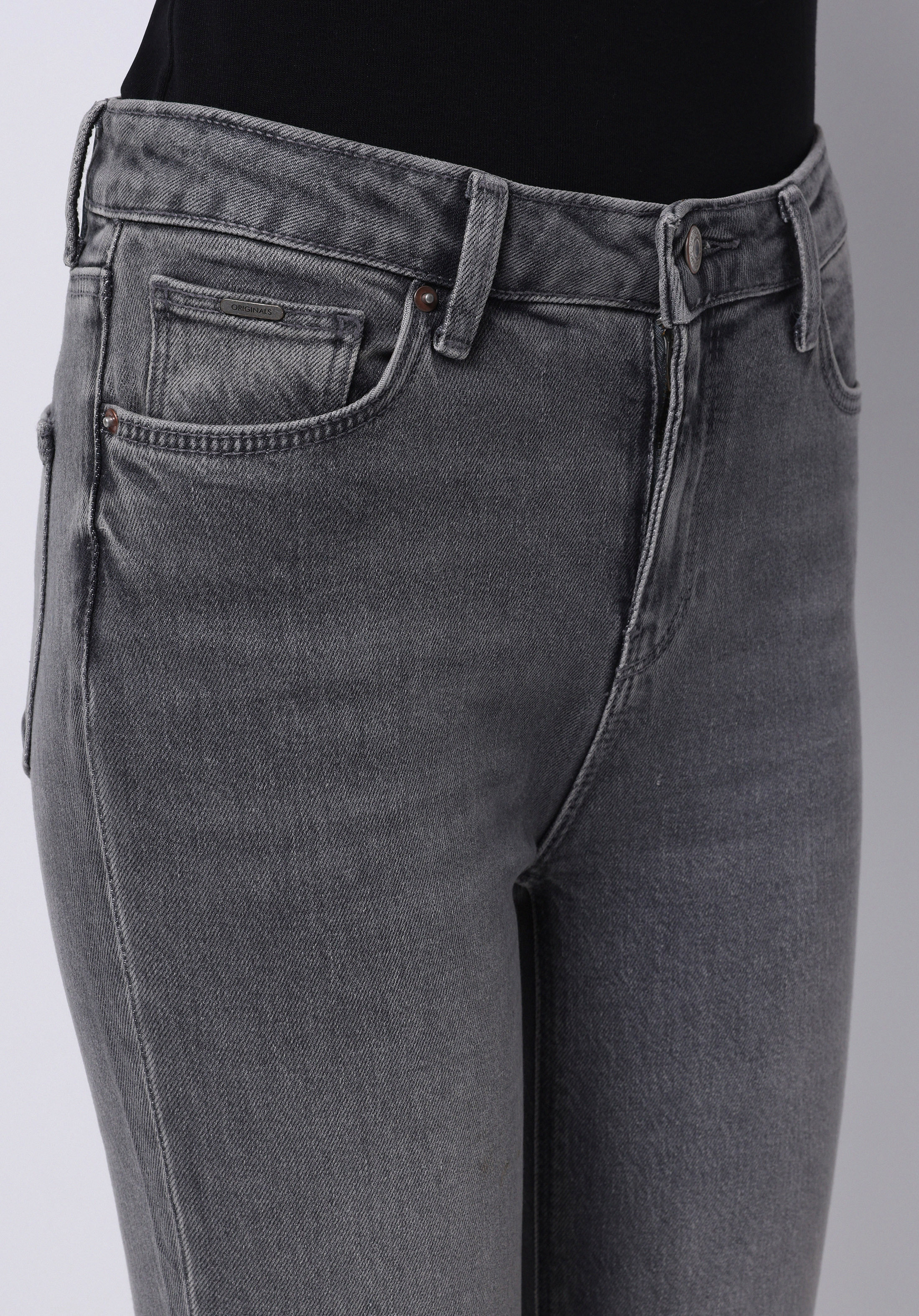 Показать информацию о Женские черные джинсы slim fit