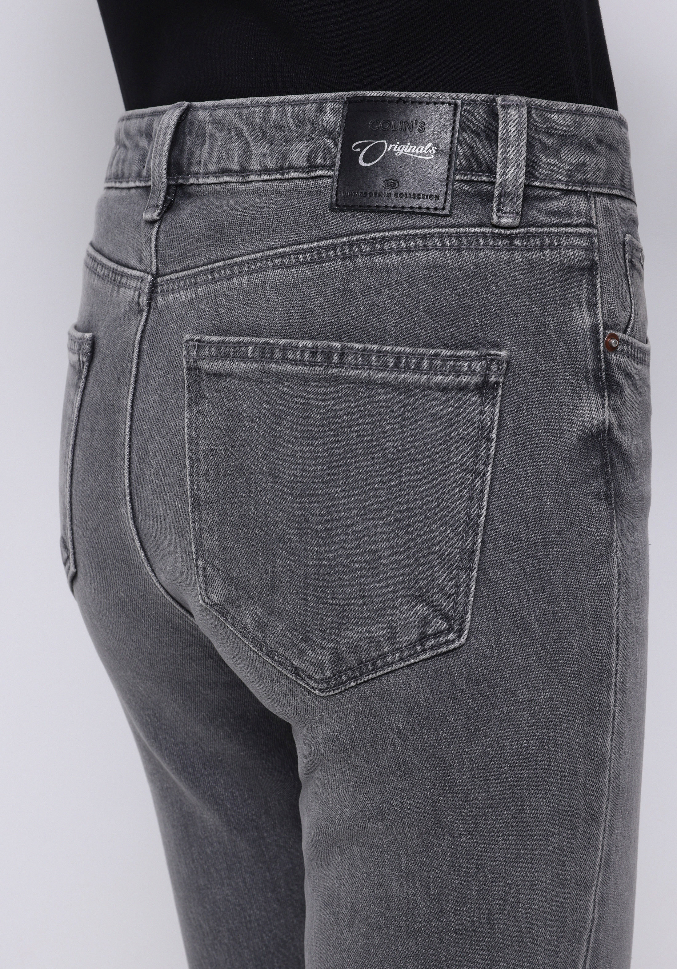 Показать информацию о Женские черные джинсы slim fit