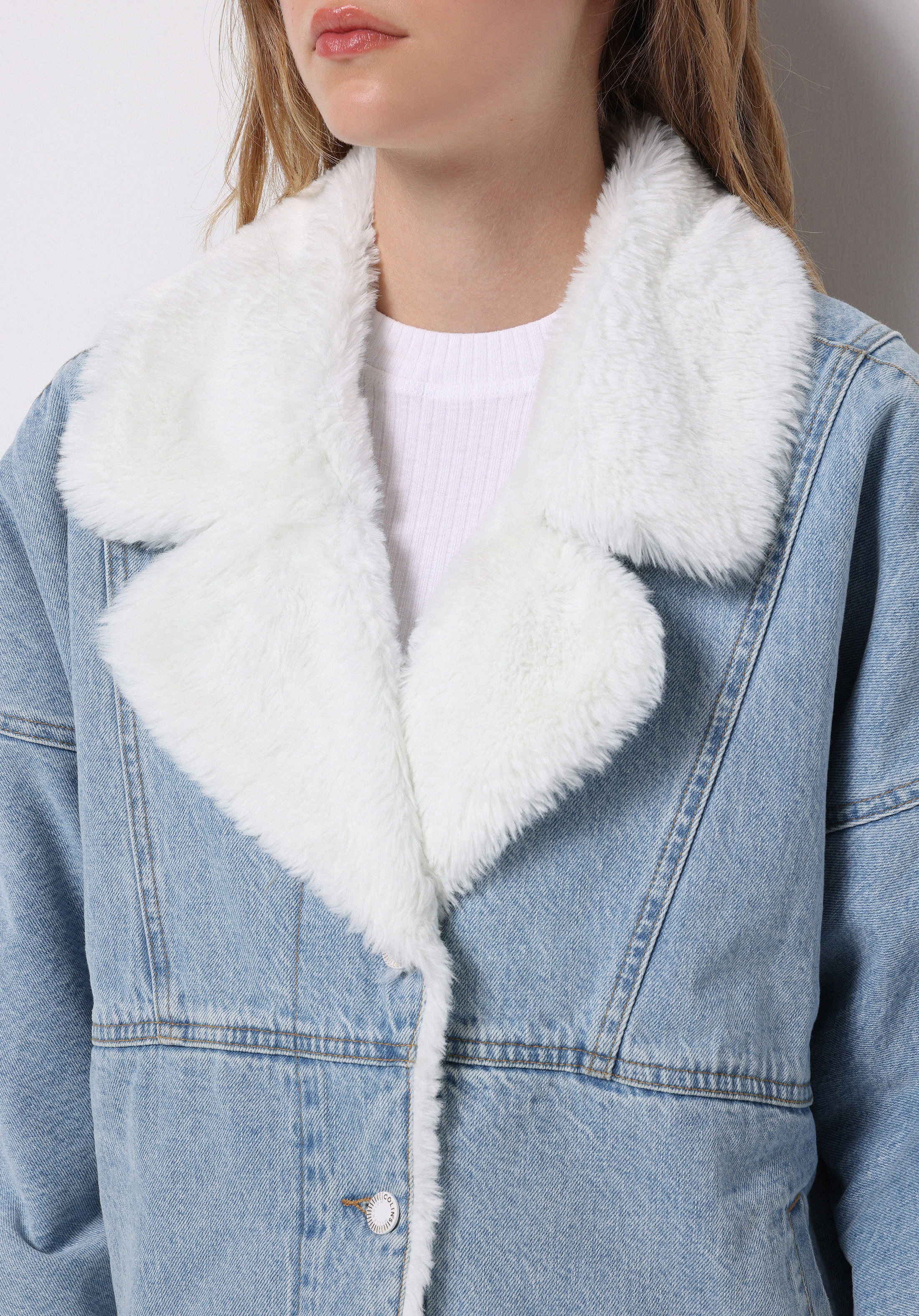 Показать информацию о Женский жакет