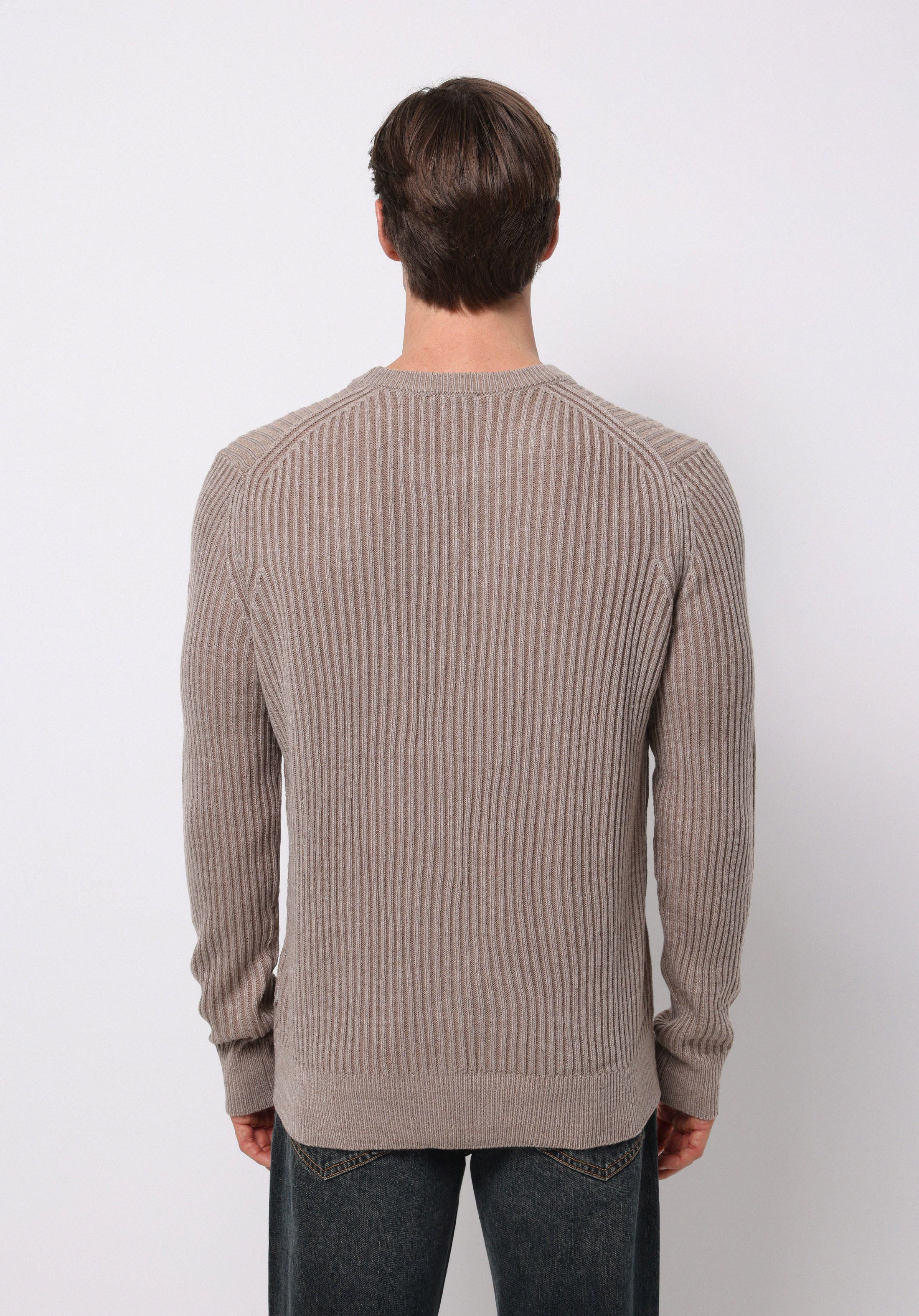 Показать информацию о Мужская Свитеры