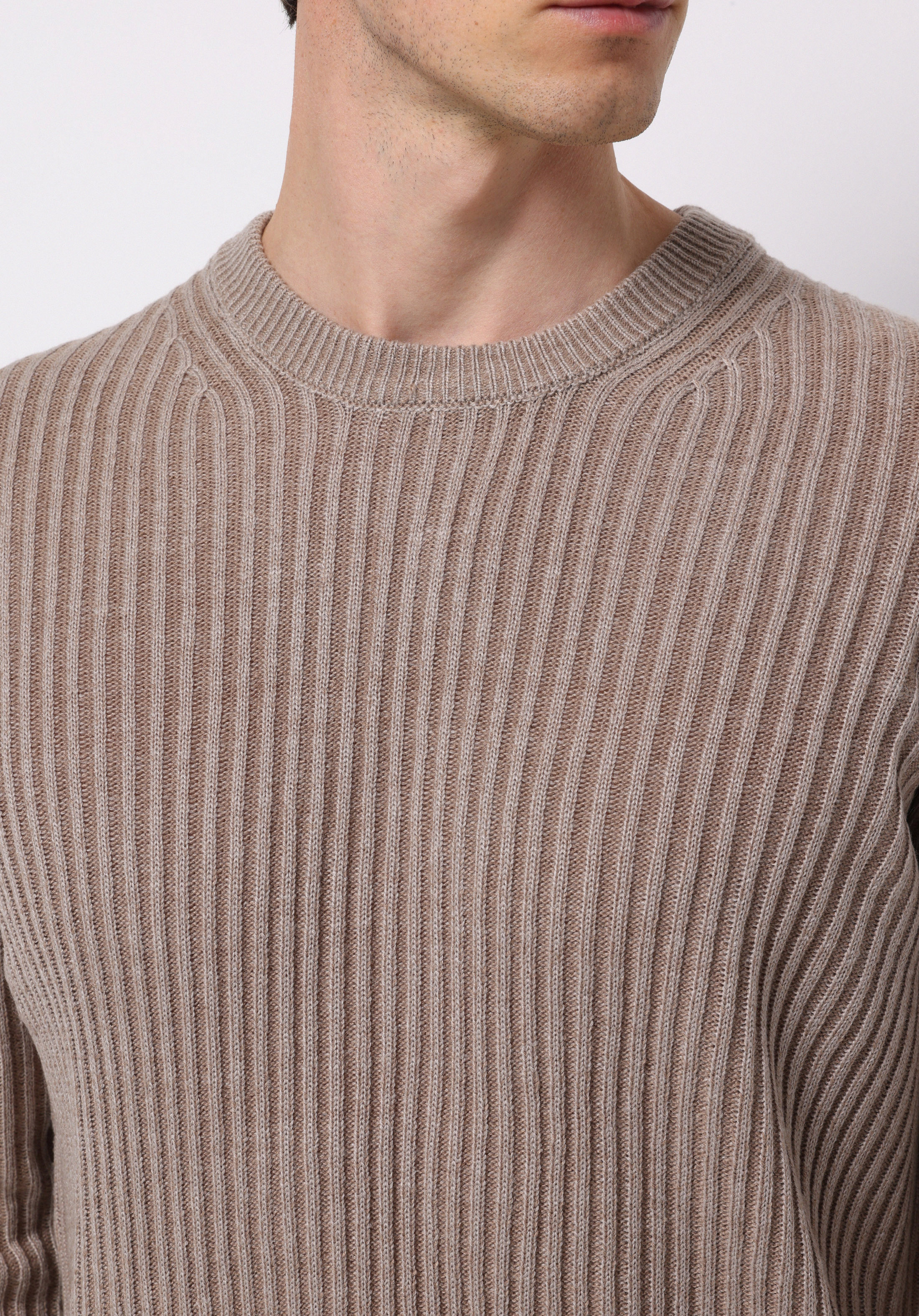 Показать информацию о Мужская Свитеры