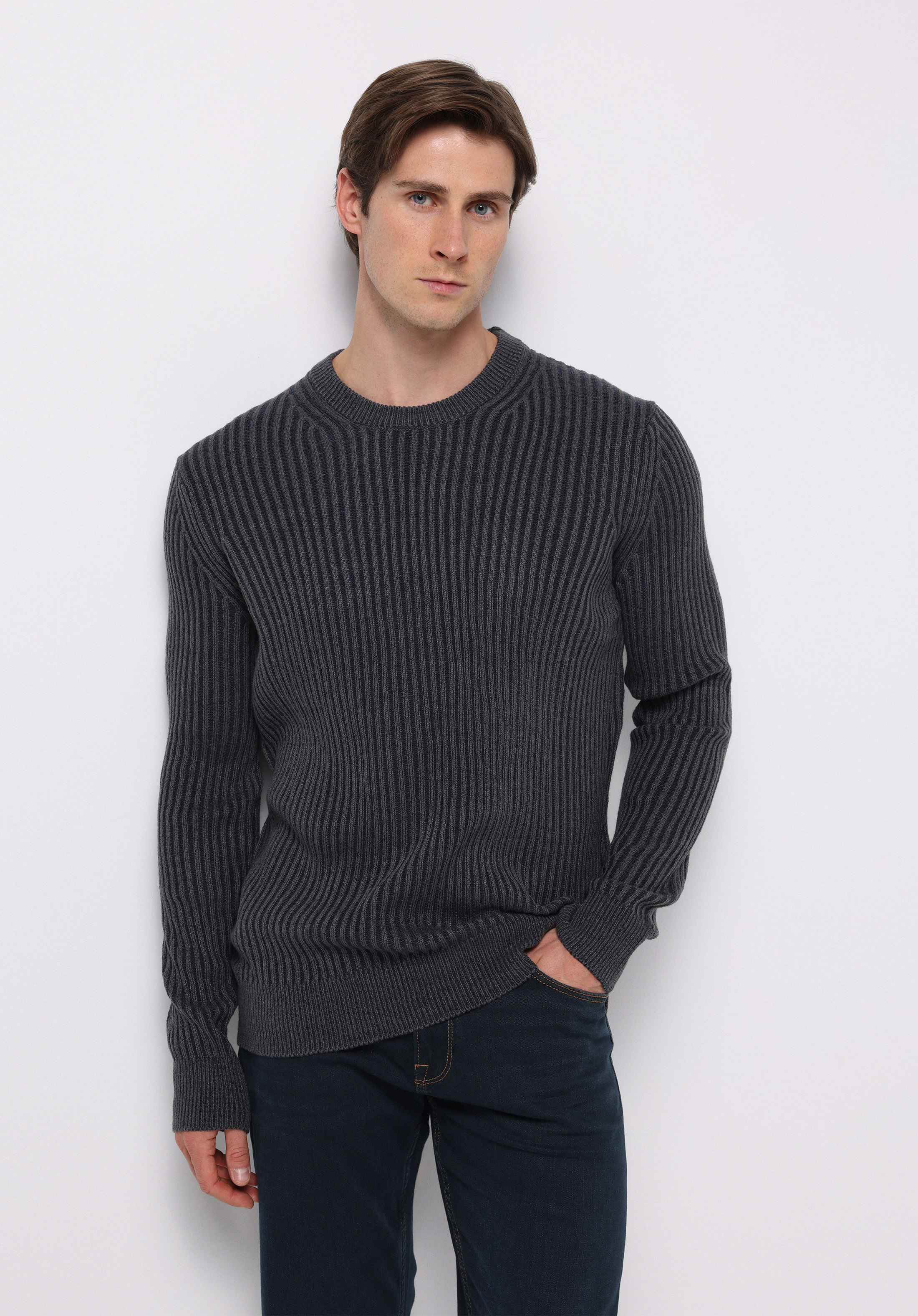 Показать информацию о Мужская Свитеры