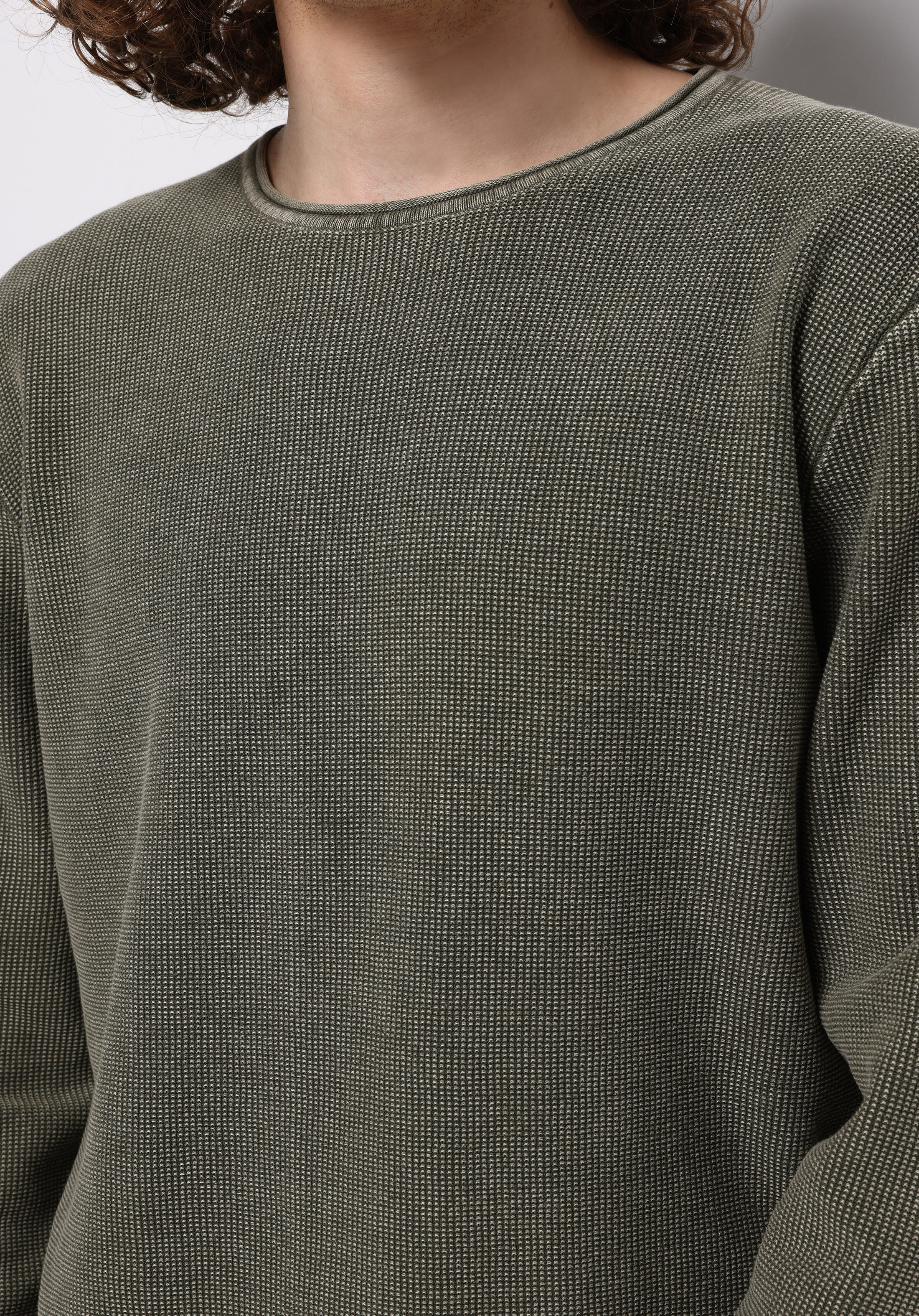 Показать информацию о Мужской свитер