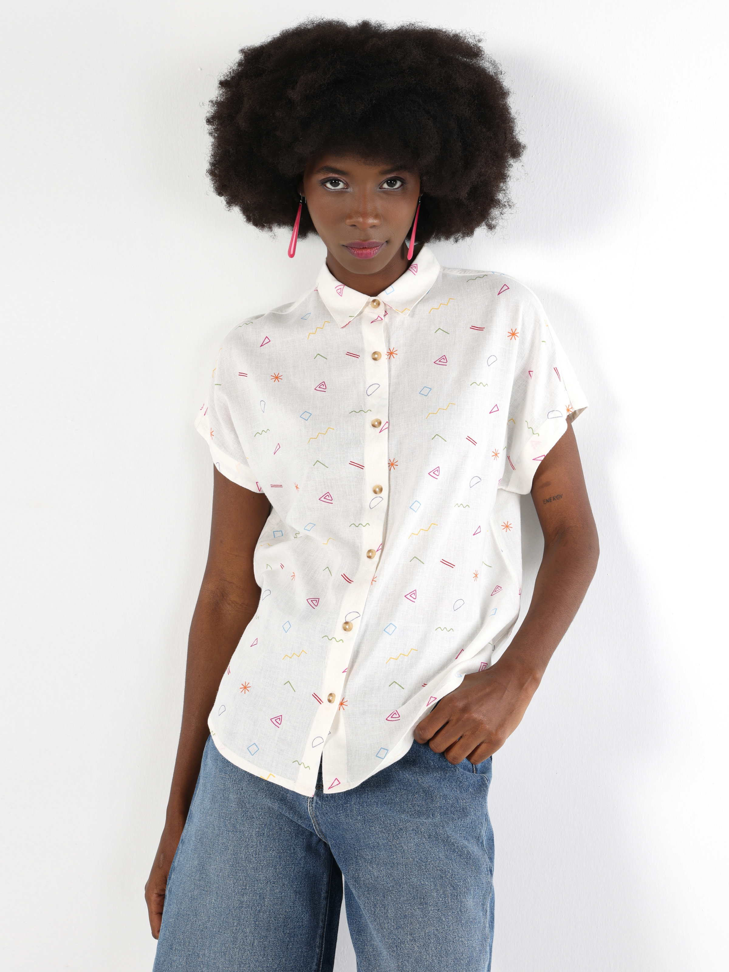 Рубашки женские белые с коротким рукавом купить в интернет-магазине OZON