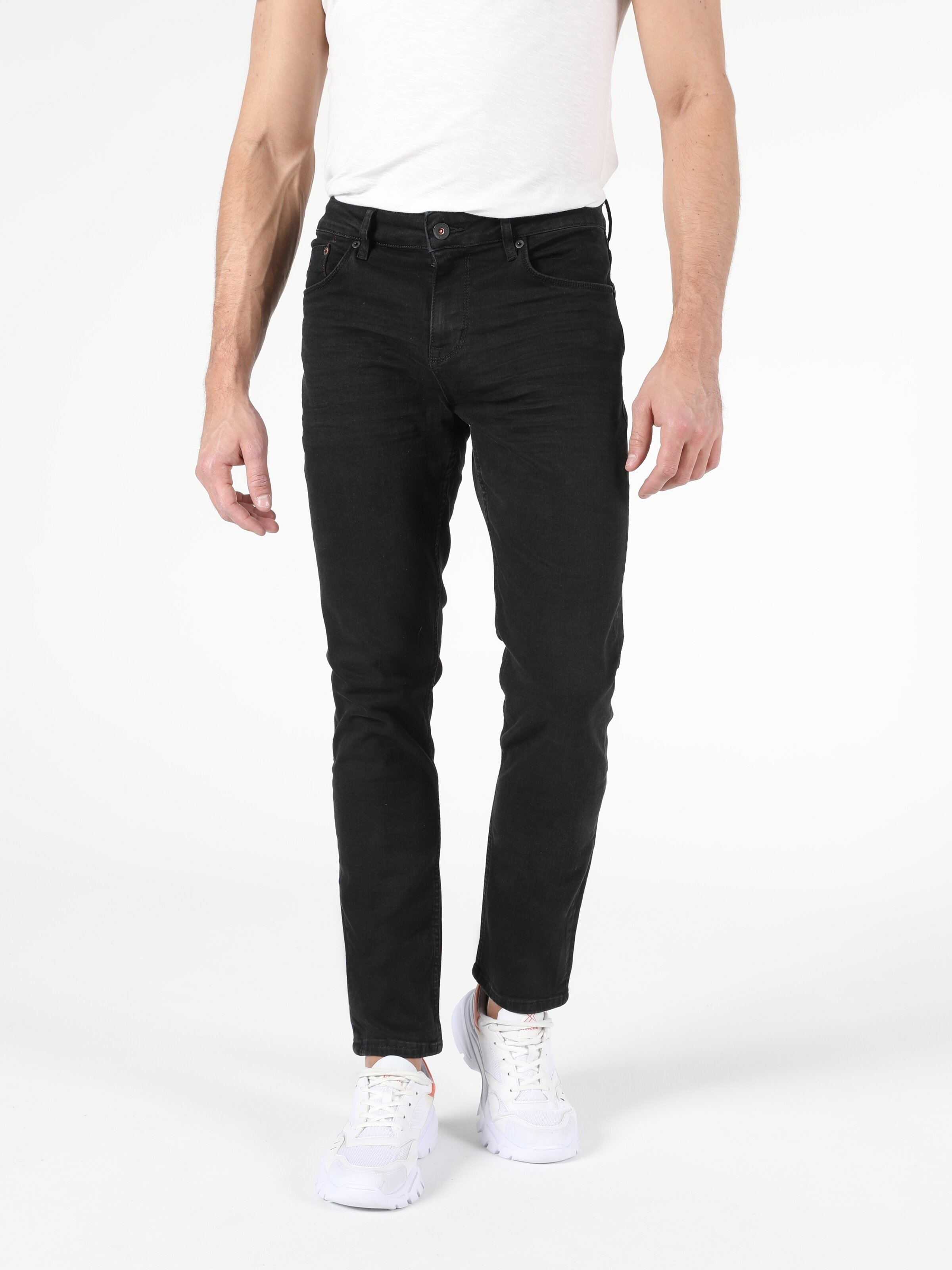 044 KARL straight fit 