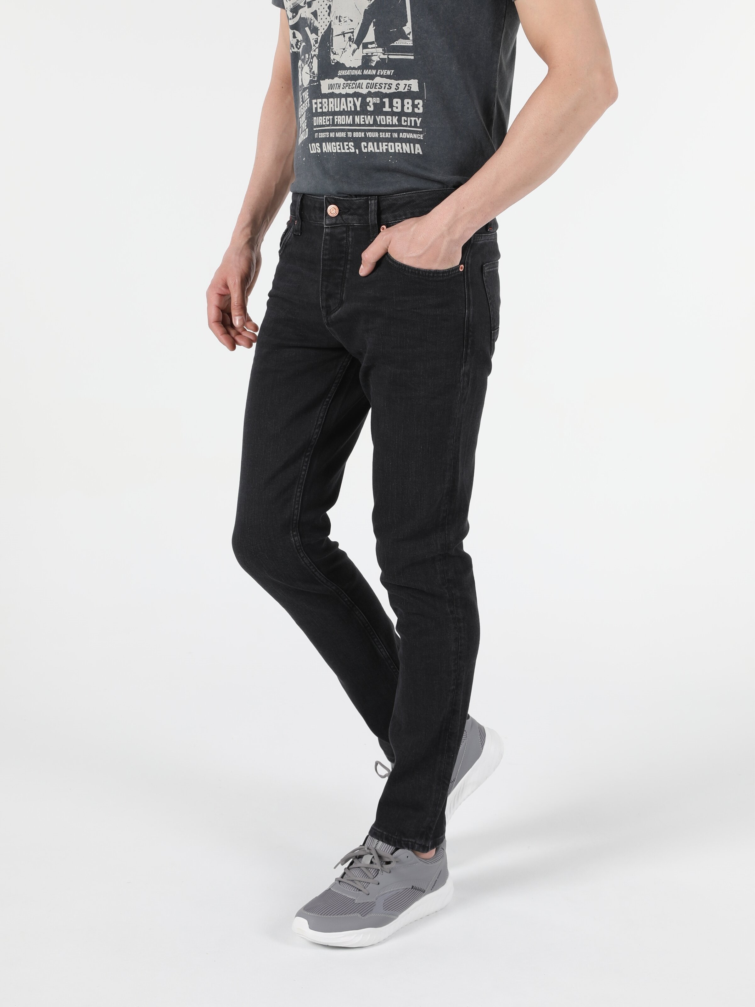 044 KARL straight fit 