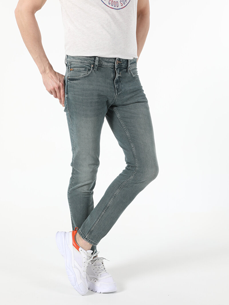 044 KARL straight fit 