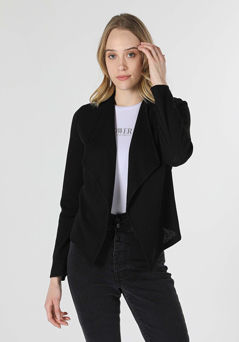 Изображение Женский черный пиджак обычного кроя без подкладки