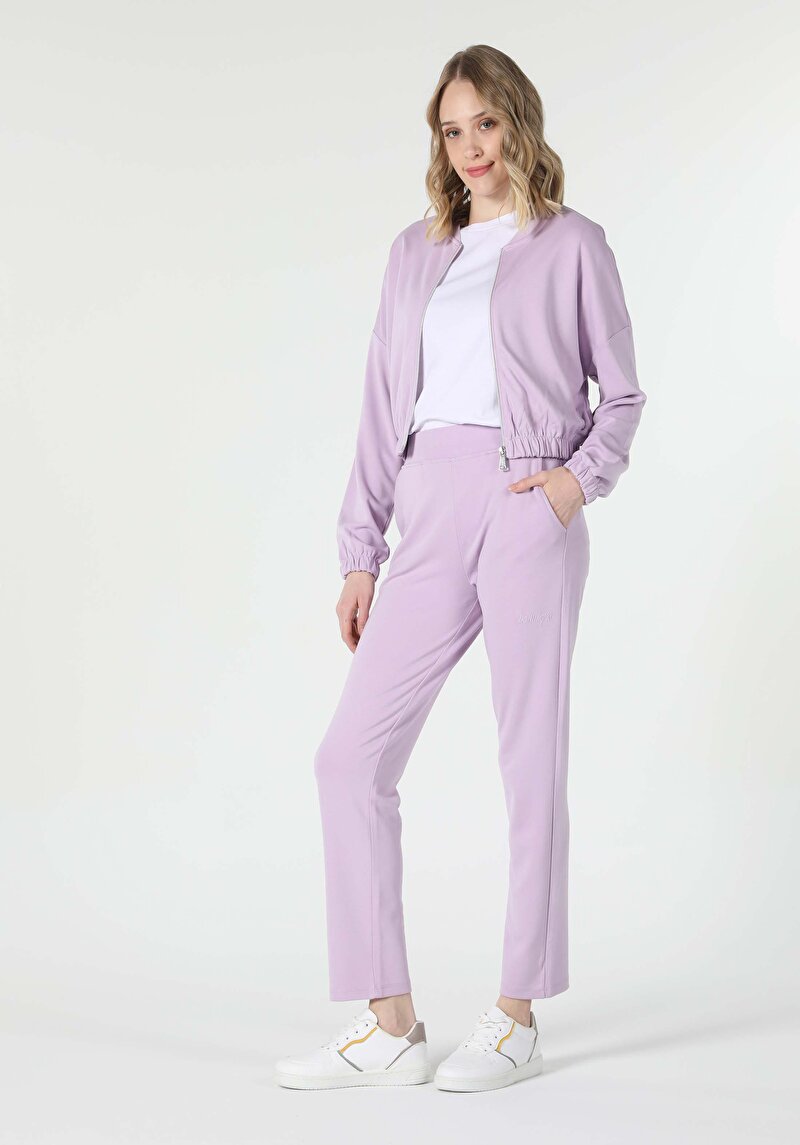 Изображение Женская фиолетовая куртка стандартного кроя без подкладки на молнии