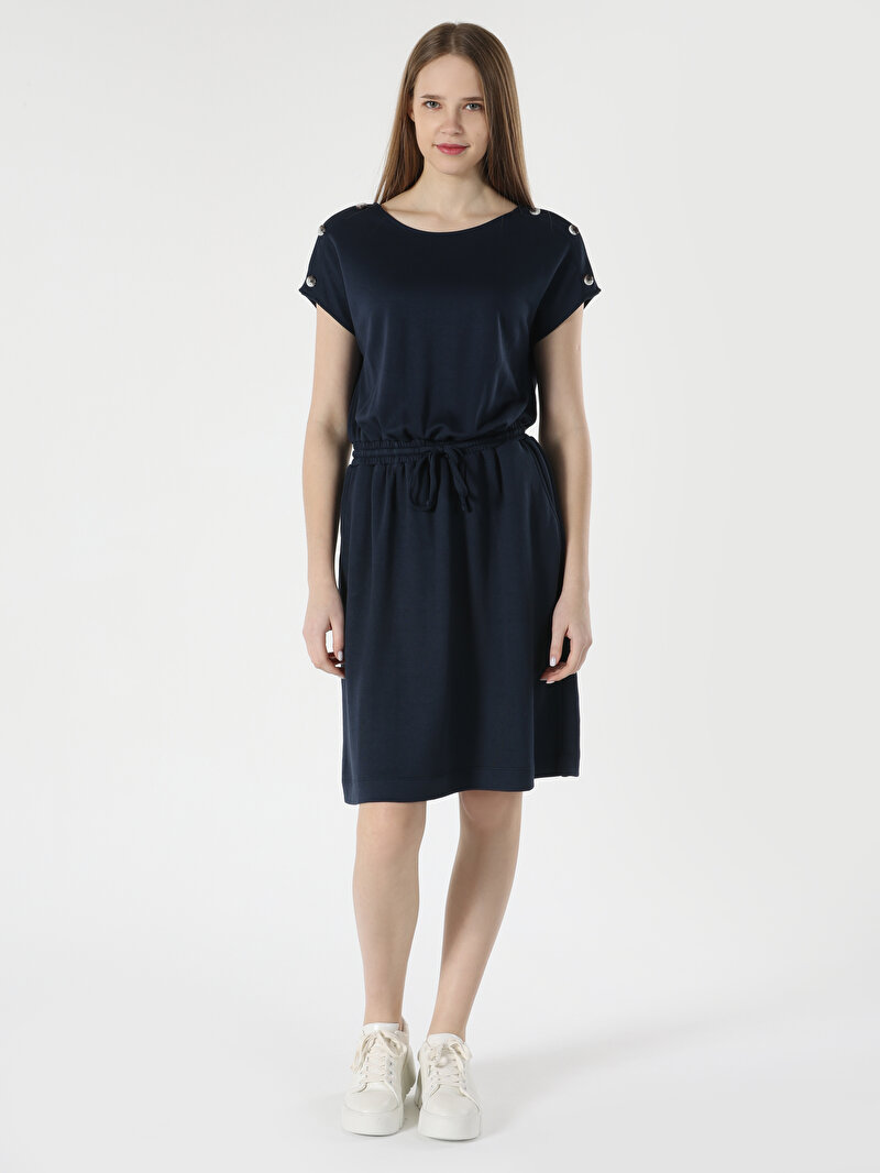 Показать информацию о Женское платье