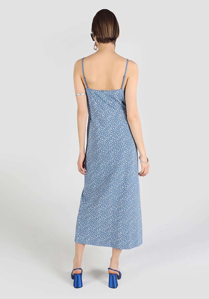 Показать информацию о Женское синее платье без рукавов стандартного кроя