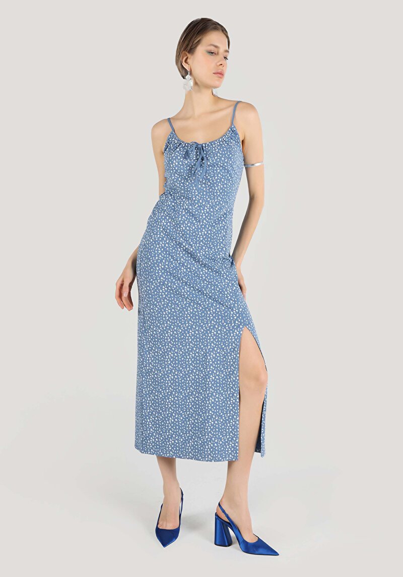 Показать информацию о Женское синее платье без рукавов стандартного кроя