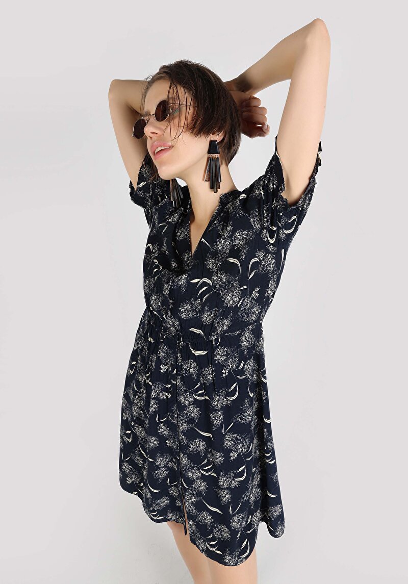 Показать информацию о Женское платье