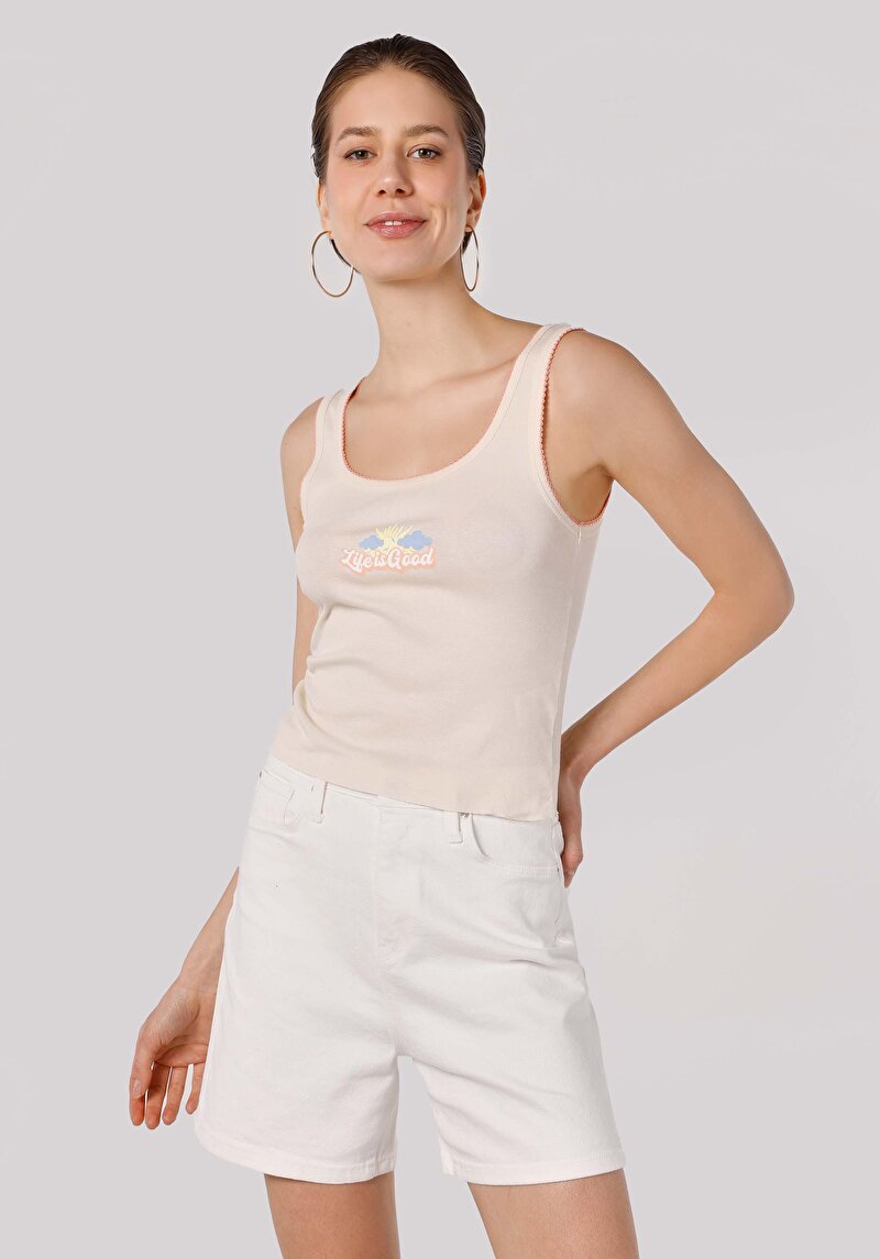 Изображение Женская майка экрю стандартного кроя