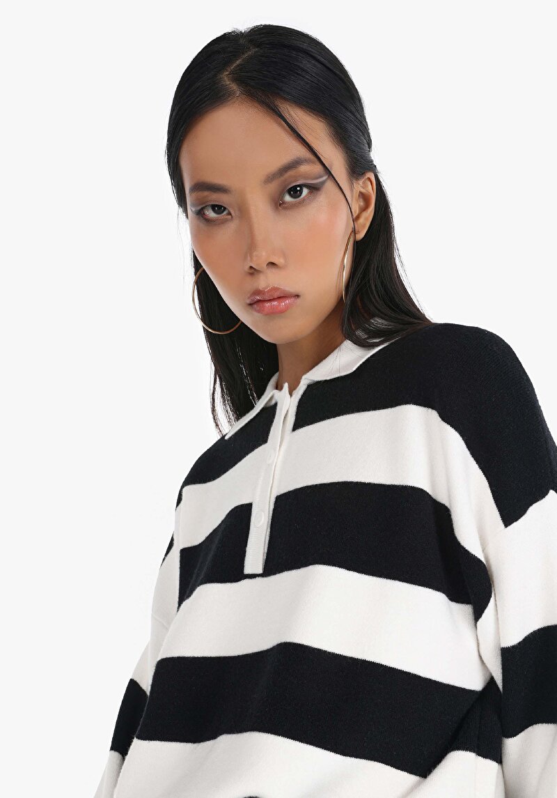 Показать информацию о Женский свитер