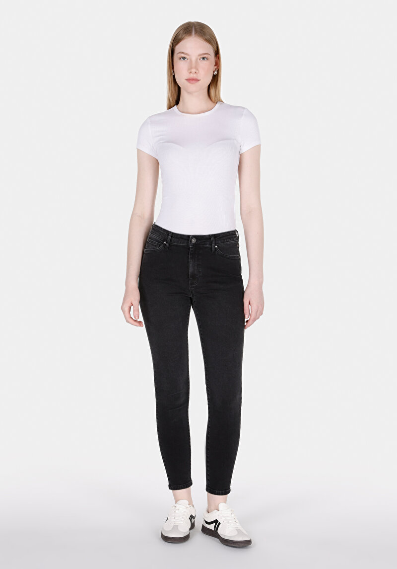 Изображение Женские черные джинсы skinny fit средняя посадка