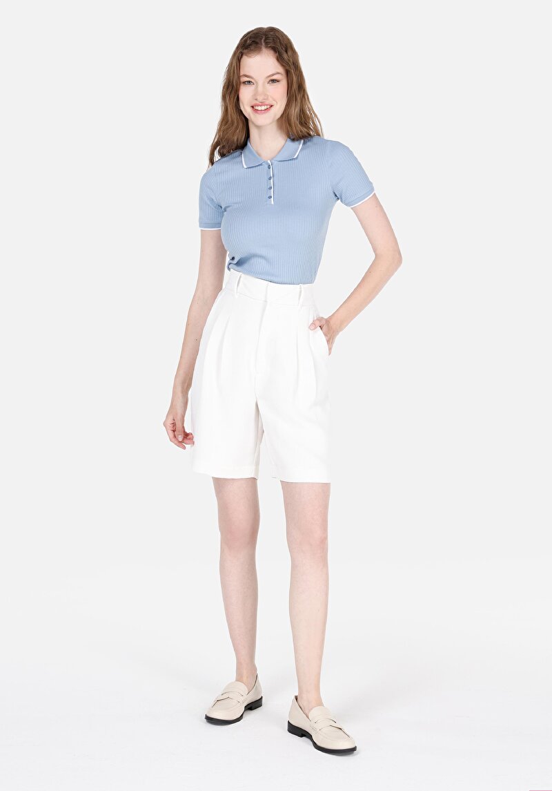 Изображение Женские белые шорты прямого кроя, с высокой талией, стандартной посадкой