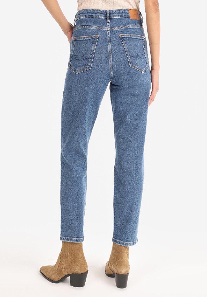 Изображение Женские джинсы цвета индиго облегающего кроя