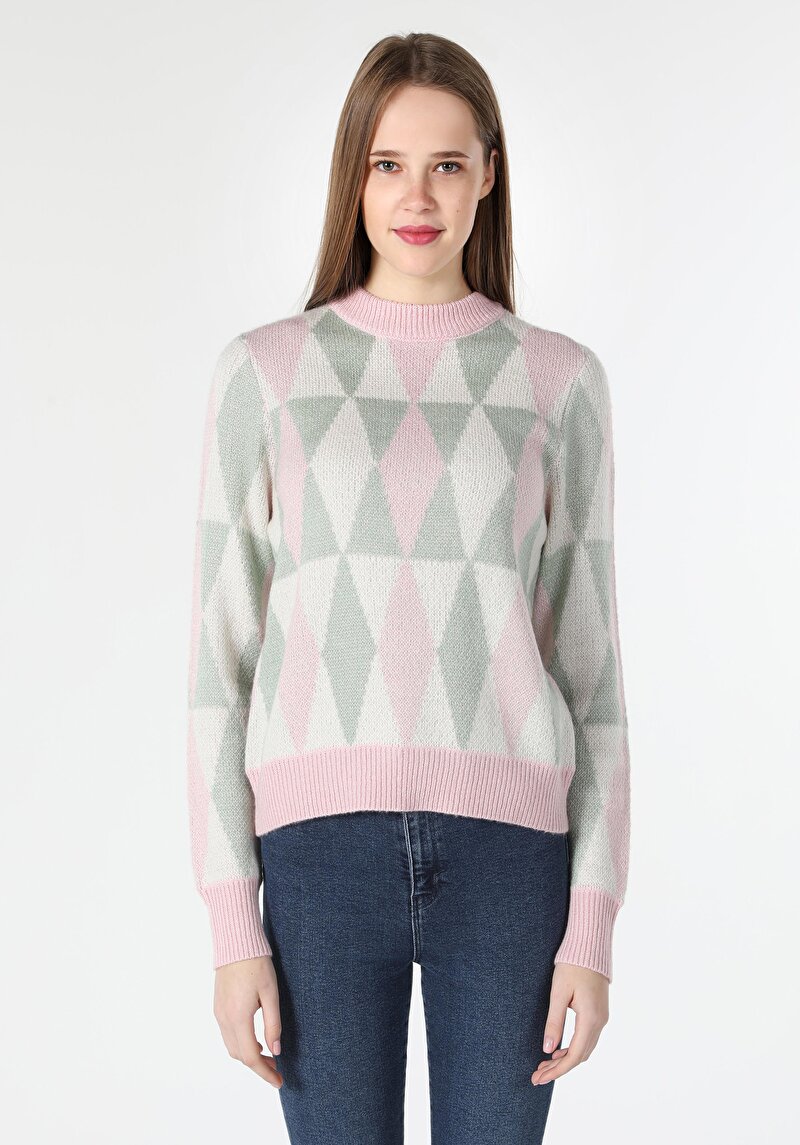 Показать информацию о Женский свитер