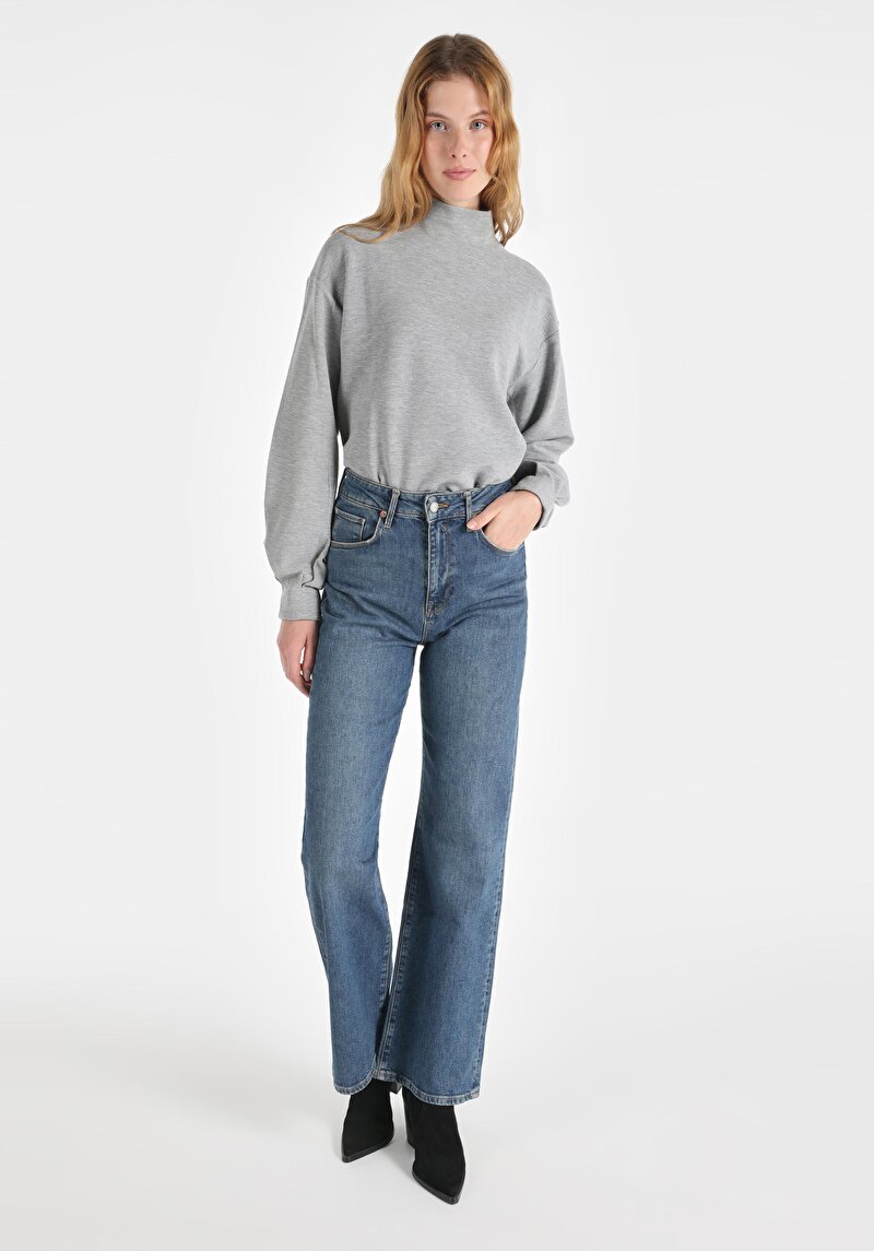 Изображение Женские джинсы цвета индиго, обычного кроя, с высокой талией и прямыми штанинами