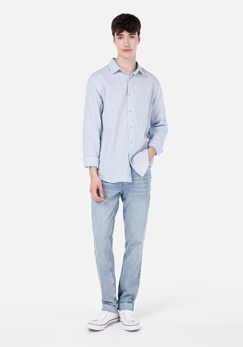 Изображение Мужские джинсы цвета индиго прямого кроя