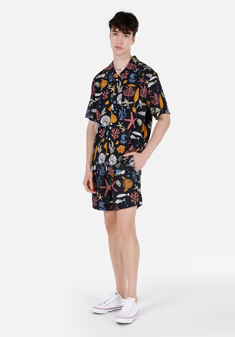 Изображение Мужские чёрные плавательные шорты стандартного кроя